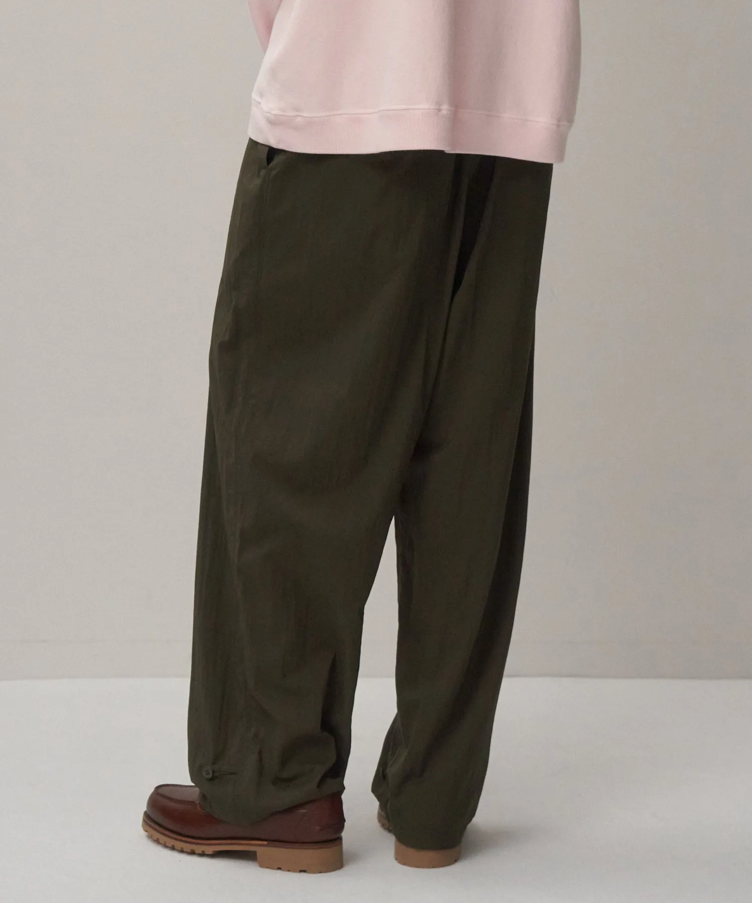MAT AIRLY NYLON | WIDE PANTS sold by ATON product image thumbnail 2