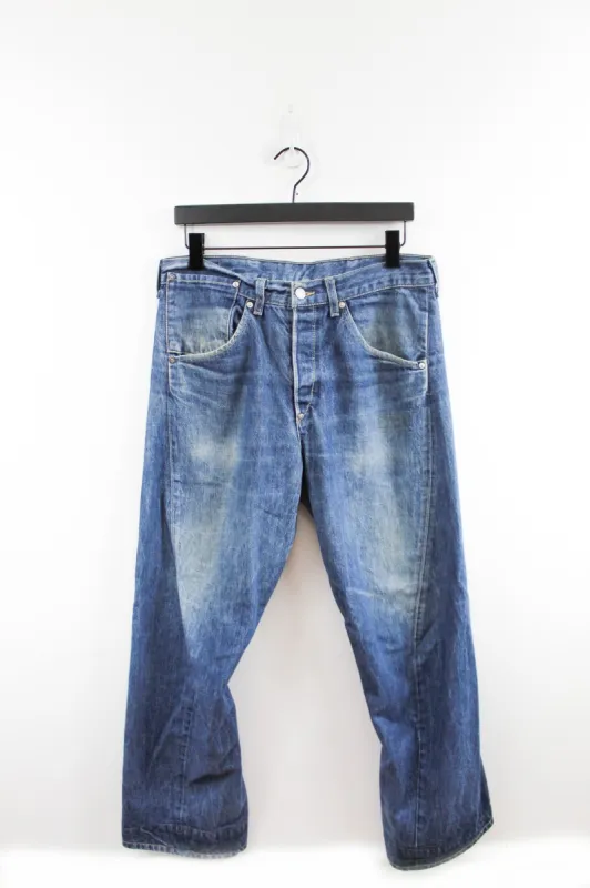Levi's 1999 Made In Belgium Engineered Jeans sold by HG Vintage