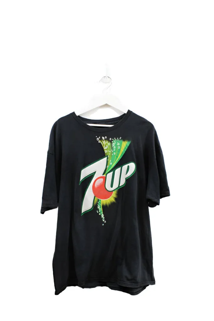 Z - Vintage 7 Up Graphic Tee sold by HG Vintage