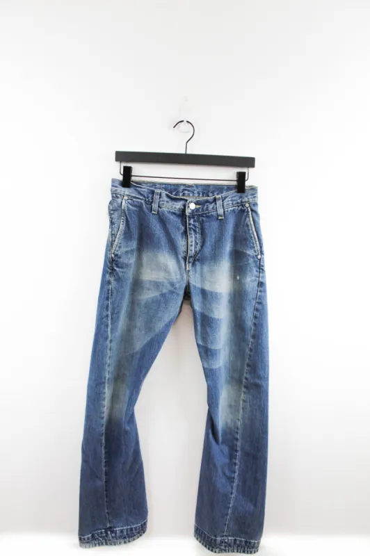 Levi's 1999 Made In Belgium Engineered Jeans sold by HG Vintage