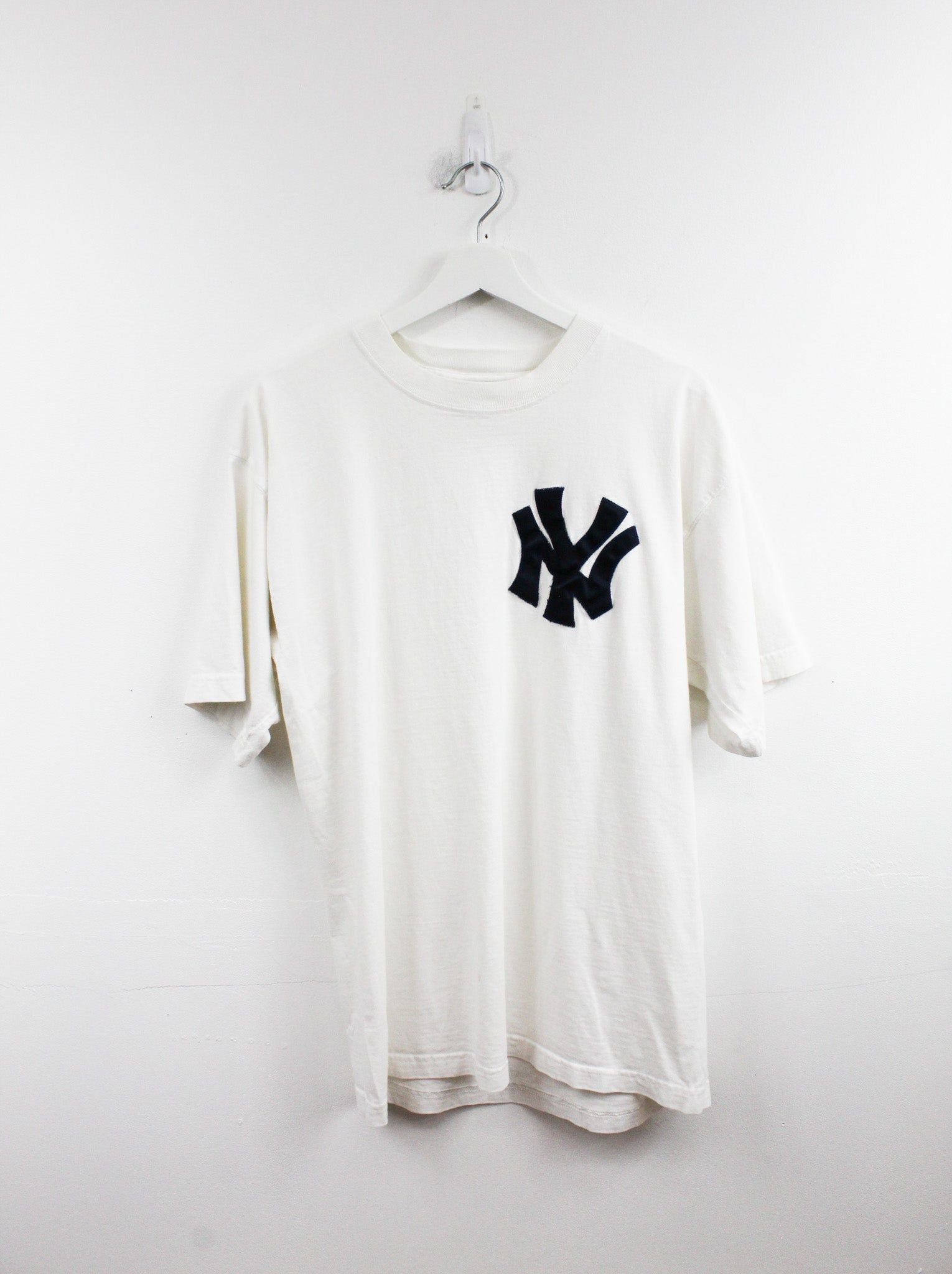 MLB New York Yankees Logo Tee sold by HG Vintage