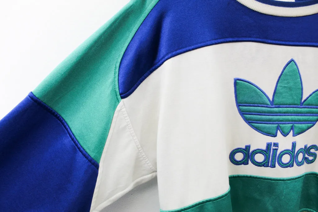 Z- Vintage Late 80s Adidas Emb Trefoil Logo & Script Crewneck sold by HG Vintage product image thumbnail 3