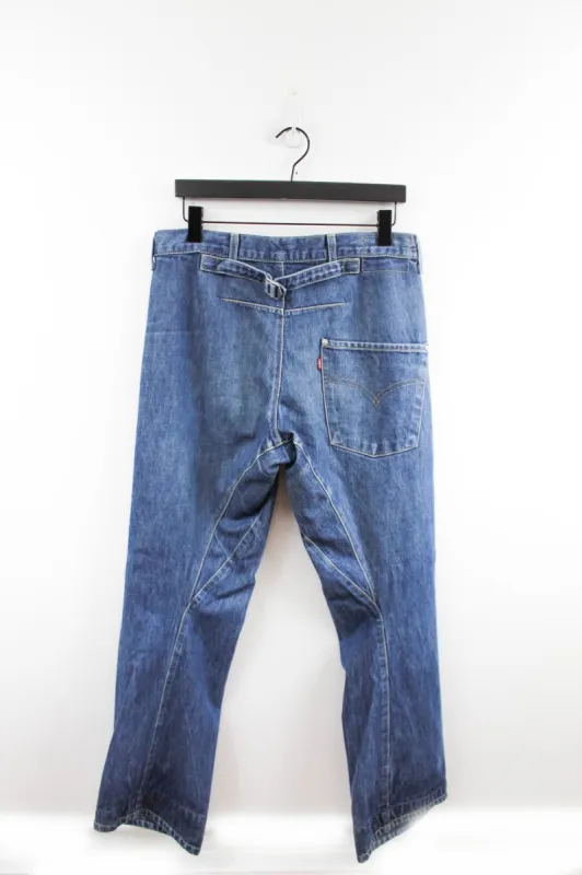 Levi's 1999 Made In Belgium Engineered Jeans sold by HG Vintage