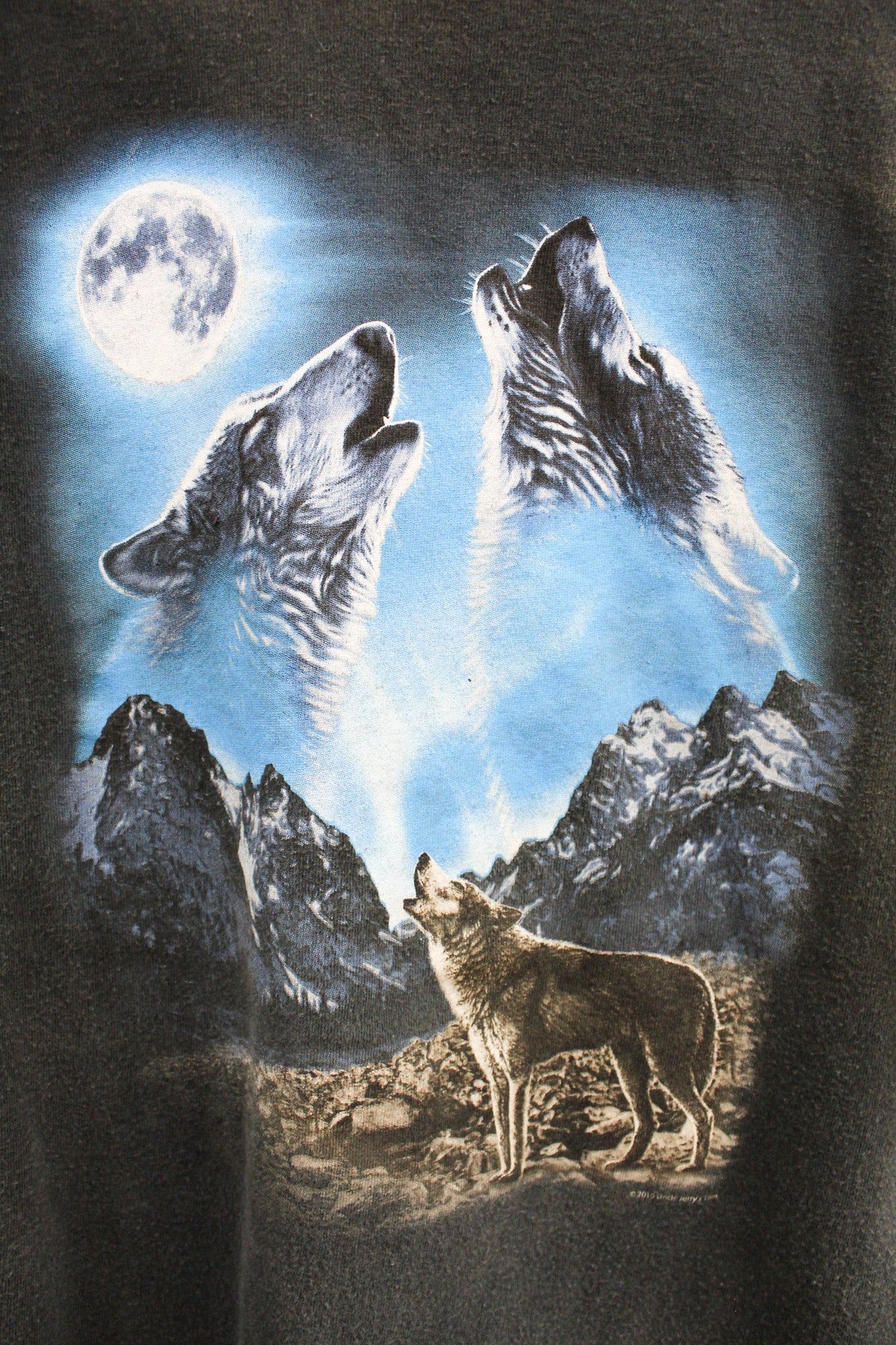 Wolves Moon & Mountain Tee sold by HG Vintage product image thumbnail 2