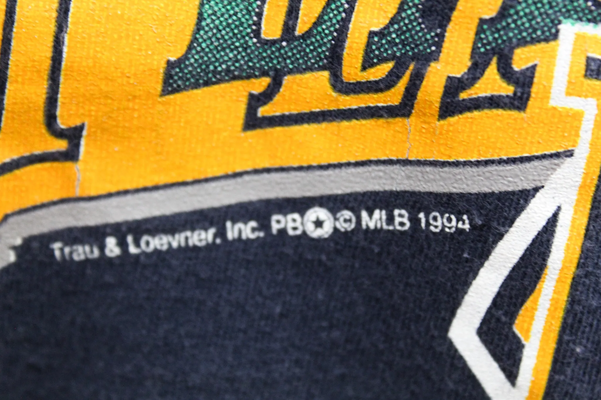 X - Vintage Single Stich 1994 MLB Salt Lake City Bees Tee sold by HG Vintage product image thumbnail 3
