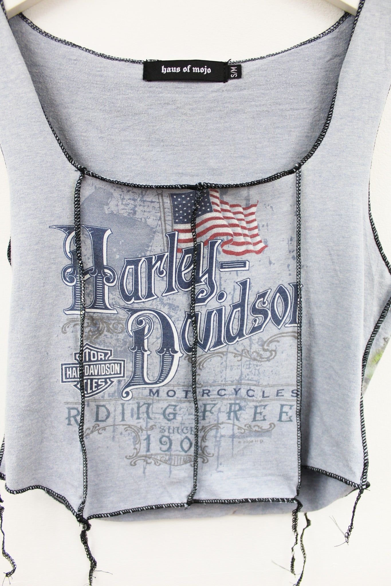 Haus Of Mojo Reworked Vintage Harley Davidson Warwick House And Dog Deisgn Double Stitch Crop Top sold by HG Vintage product image thumbnail 2