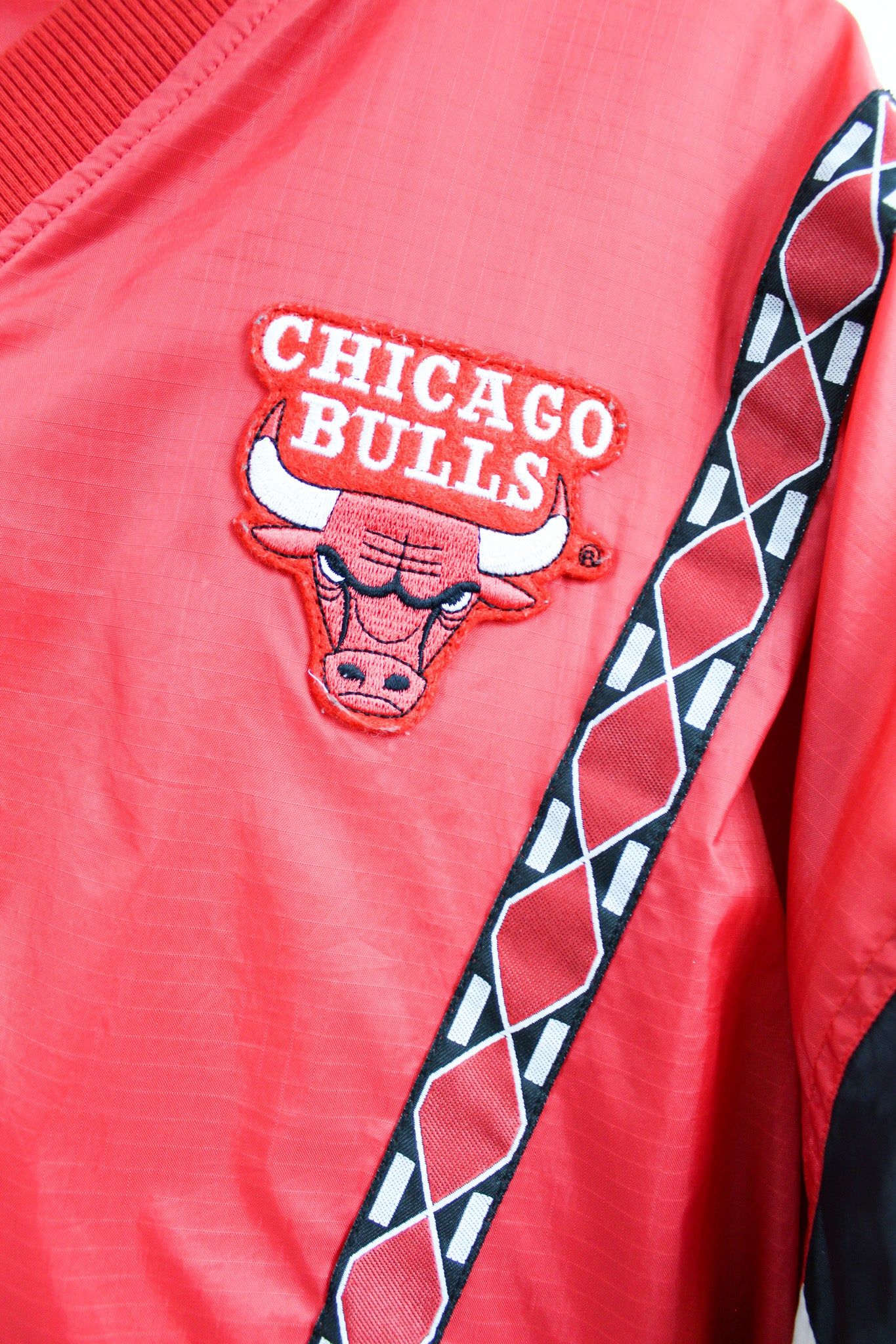 Vintage NBA Chicago Bulls Pull Over Windbreaker sold by HG Vintage product image thumbnail 2