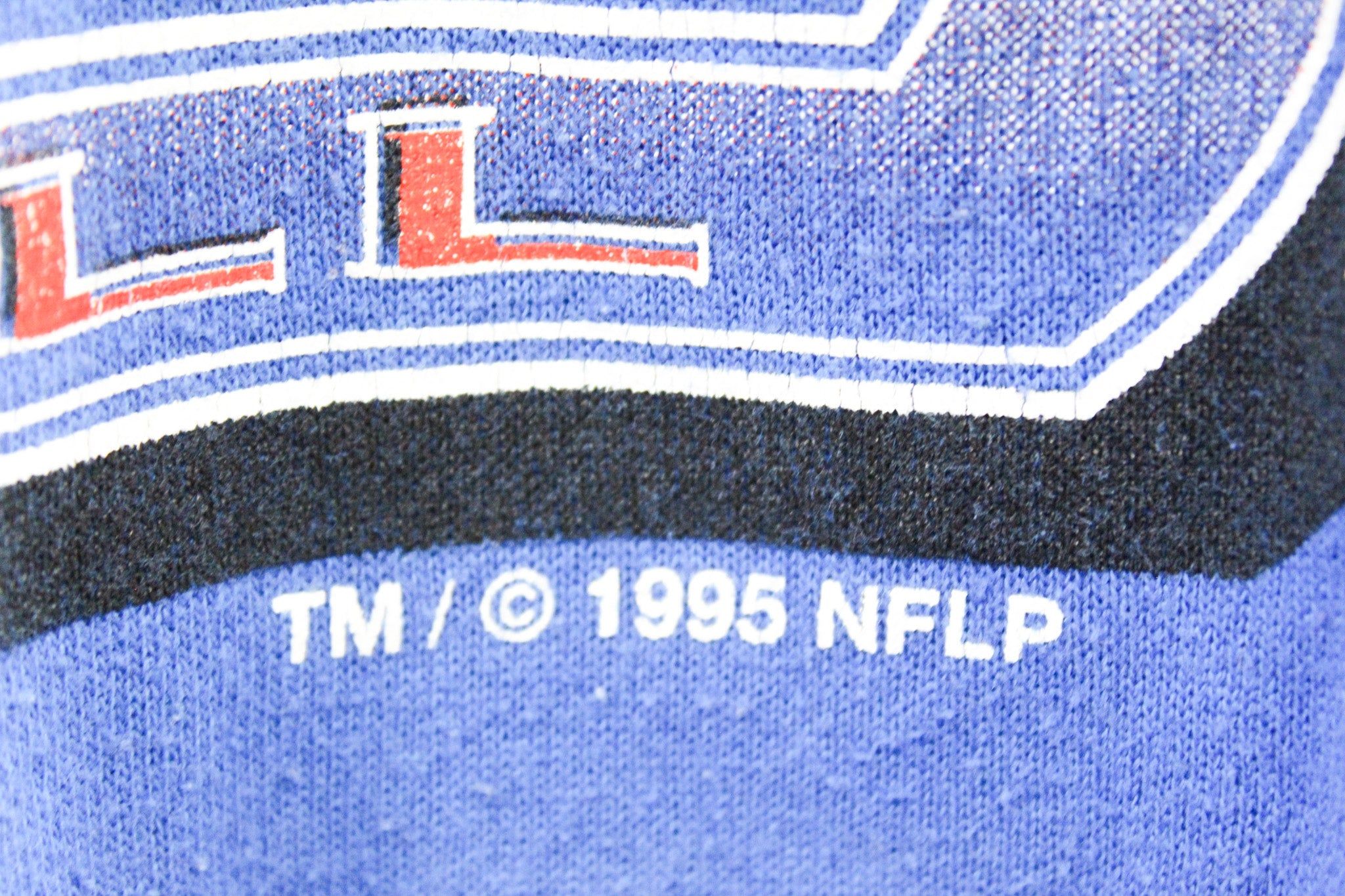 CC- Vintage NFL 1995 New York Giants Helmet Crewneck sold by HG Vintage product image thumbnail 3