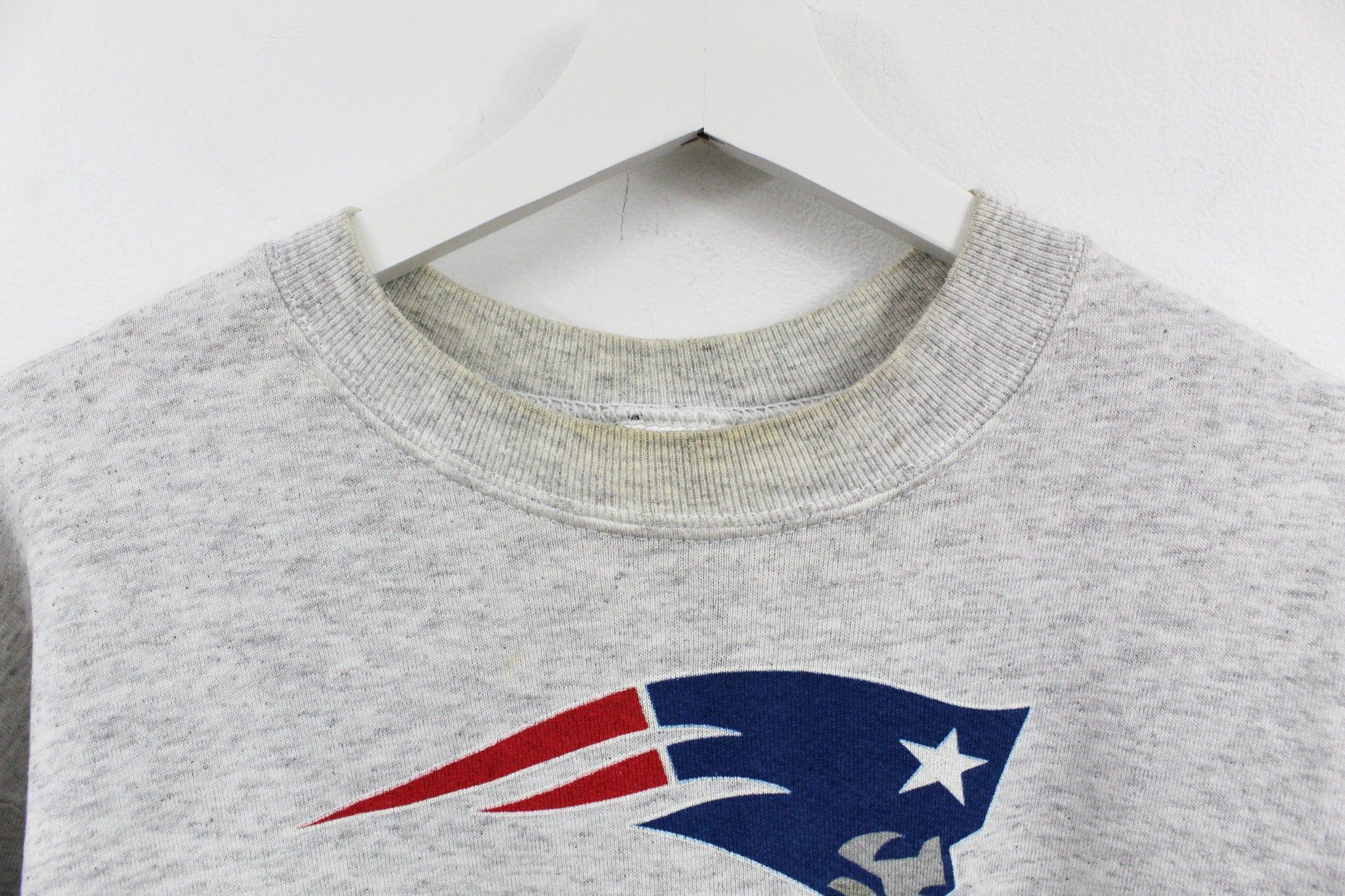 NFL New England Patriots 94' Logo Crewneck sold by HG Vintage product image thumbnail 4