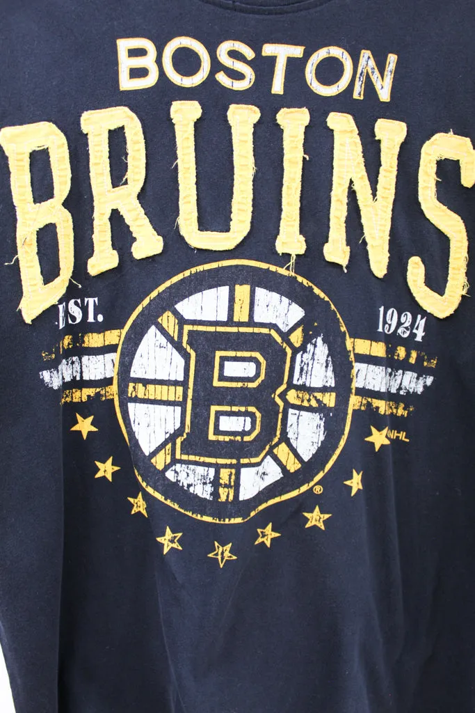 Z - NHL Boston Bruins Puff Print Graphic Tee sold by HG Vintage product image thumbnail 2