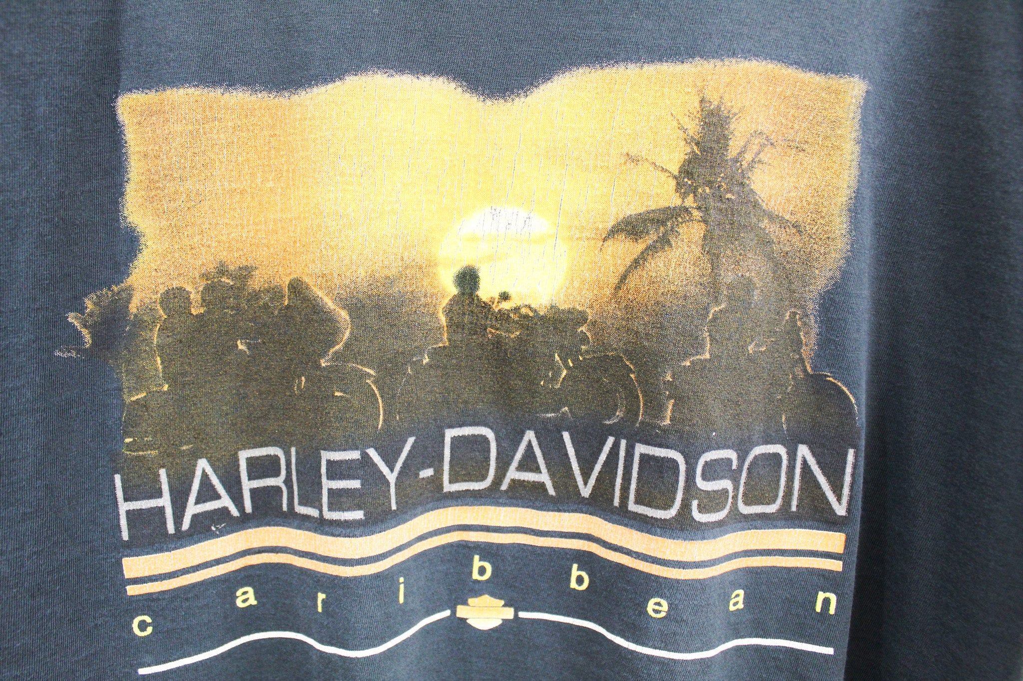 Vintage 2000 Harley Davidson Caribbean Tee sold by HG Vintage product image thumbnail 2