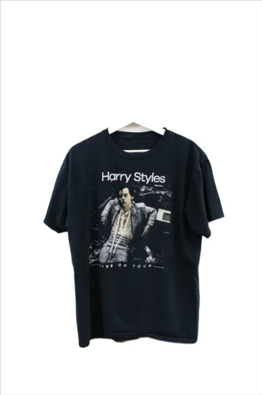 X - Harry Styles Live on Tour With Kacey Musgraves 2018 Tee sold by HG Vintage