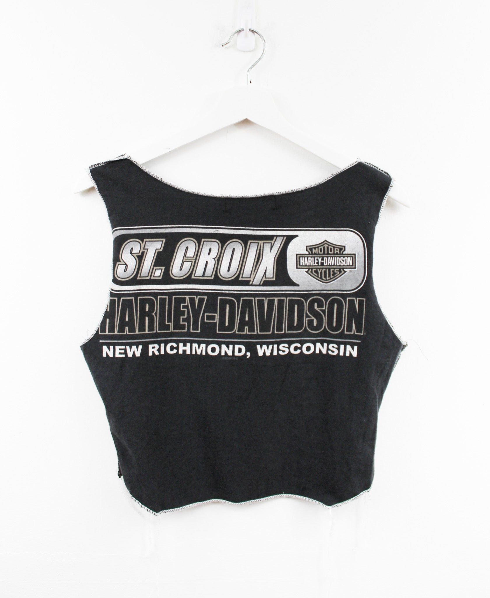Haus Of Mojo Reworked Vintage Harley Davidson New Richmond Rebellious Double Stitch Crop Top sold by HG Vintage product image thumbnail 3