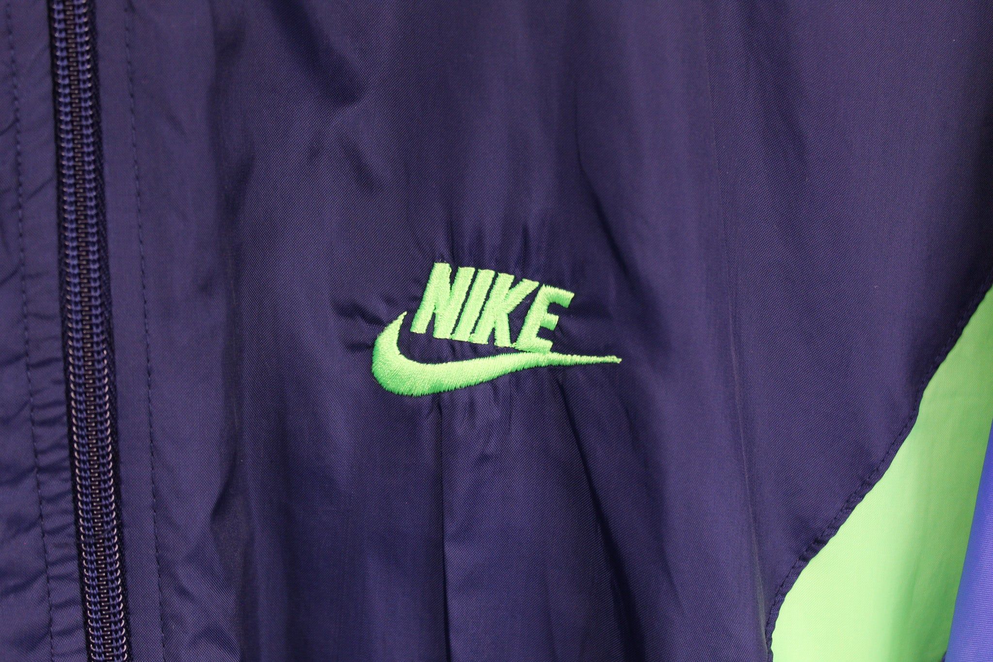Nike 90's Nylon Windbreaker sold by HG Vintage product image thumbnail 2