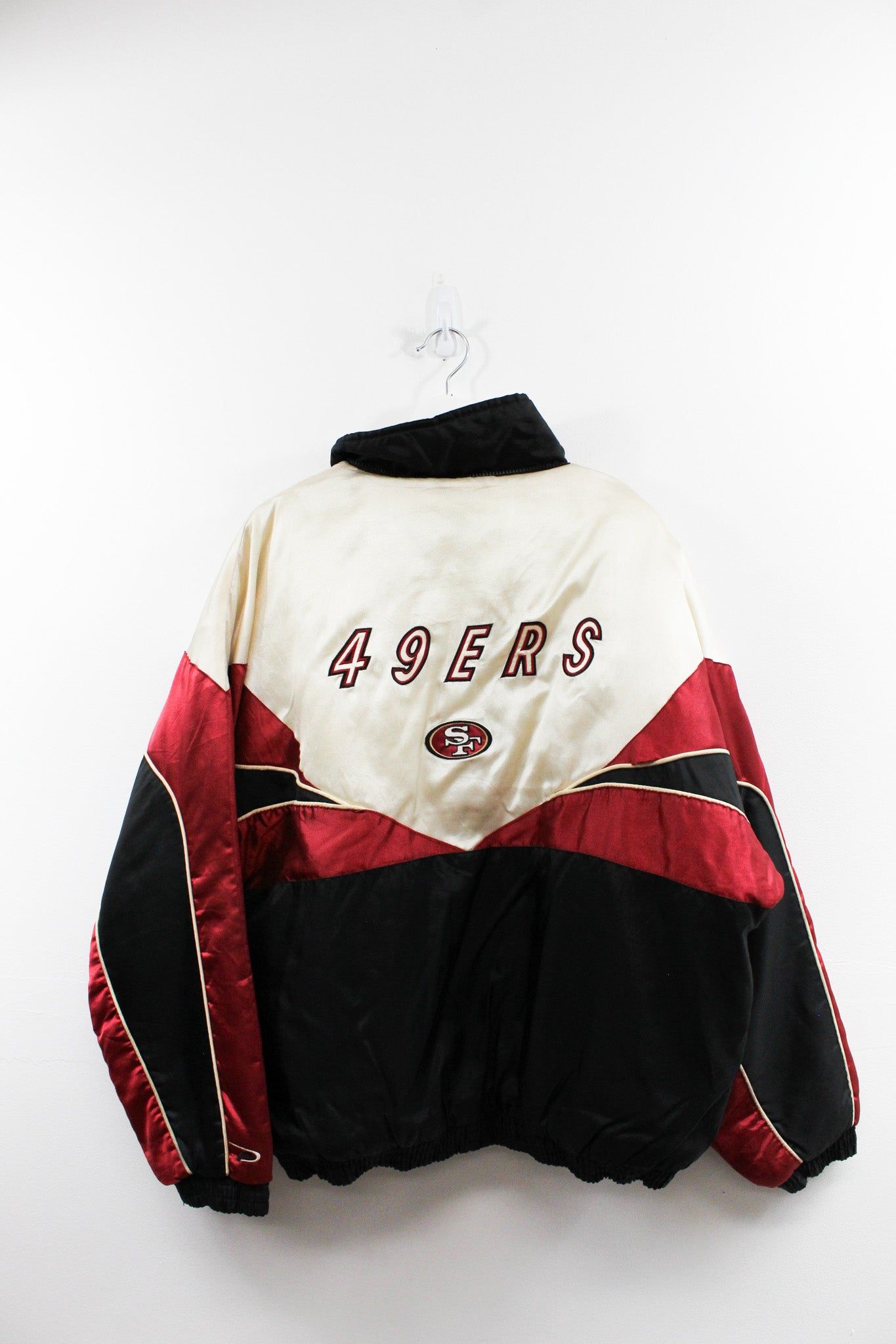 Vintage Pro Player NFL San Francisco 49ers Winter Jacket sold by HG Vintage product image thumbnail 3