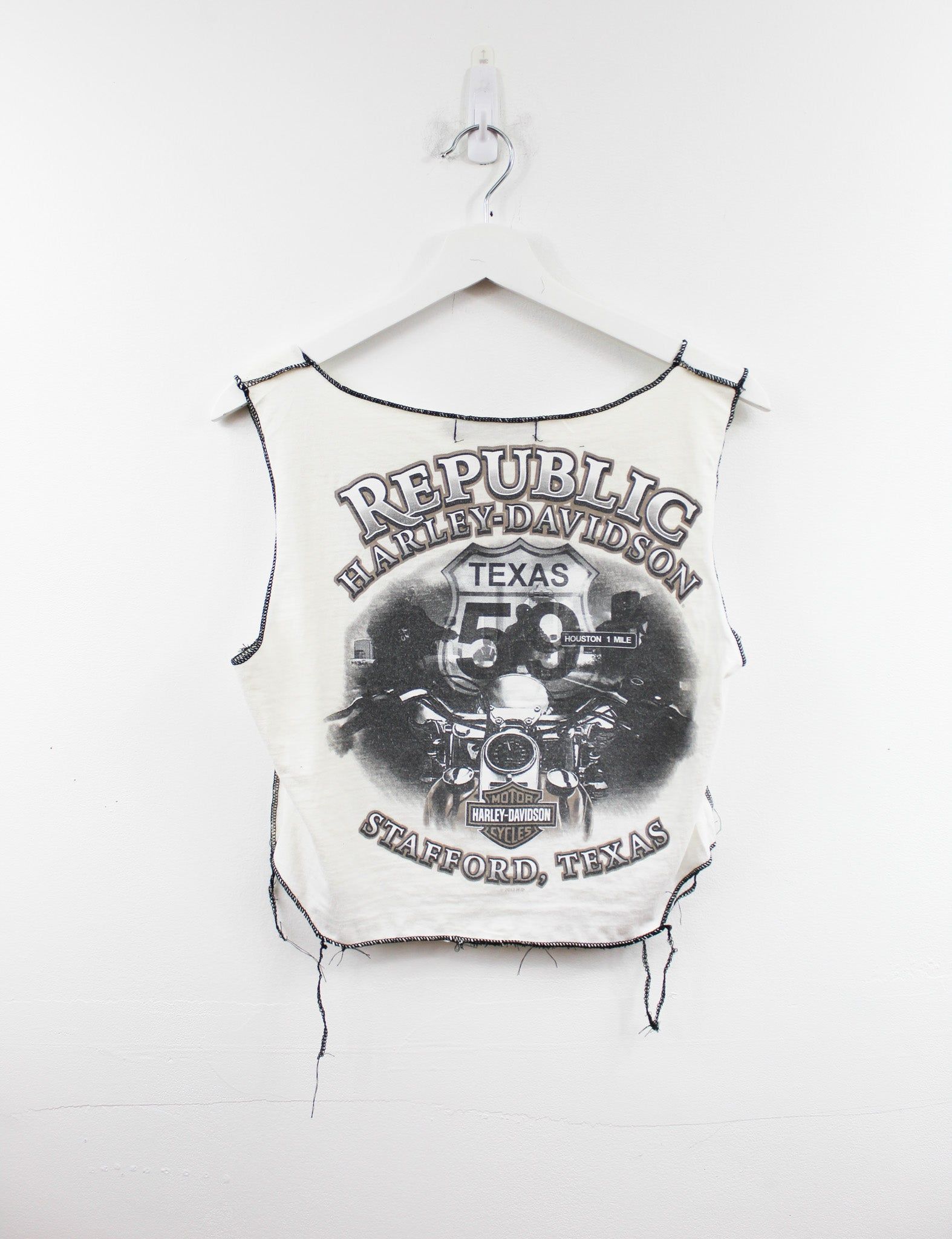 Haus Of Mojo Reworked Vintage Harley Davidson Stafford Texas Double Stitch Crop Top sold by HG Vintage product image thumbnail 3