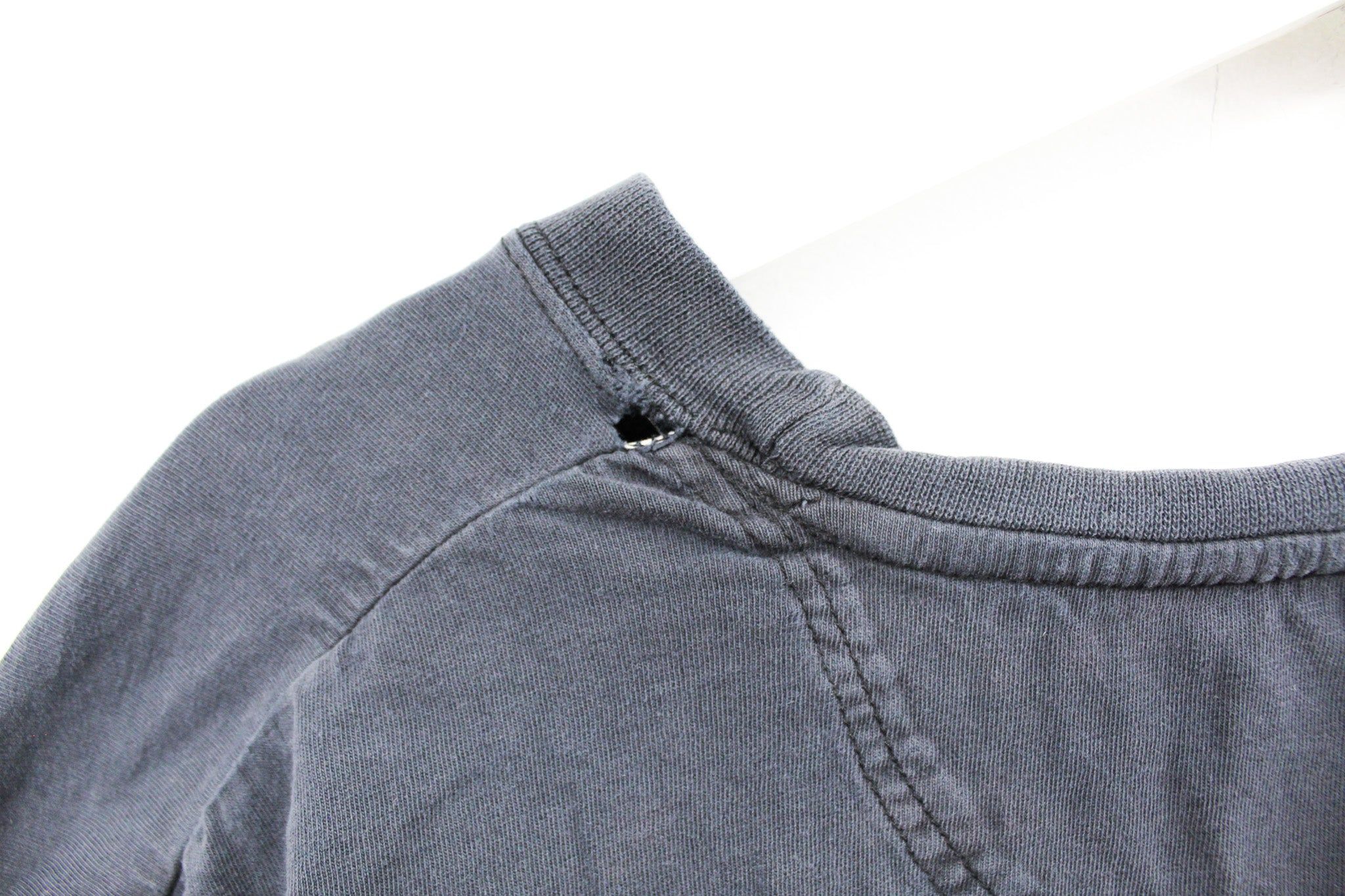 Vintage 90s NHL Detroit Red Wings Graphic Tee sold by HG Vintage product image thumbnail 5