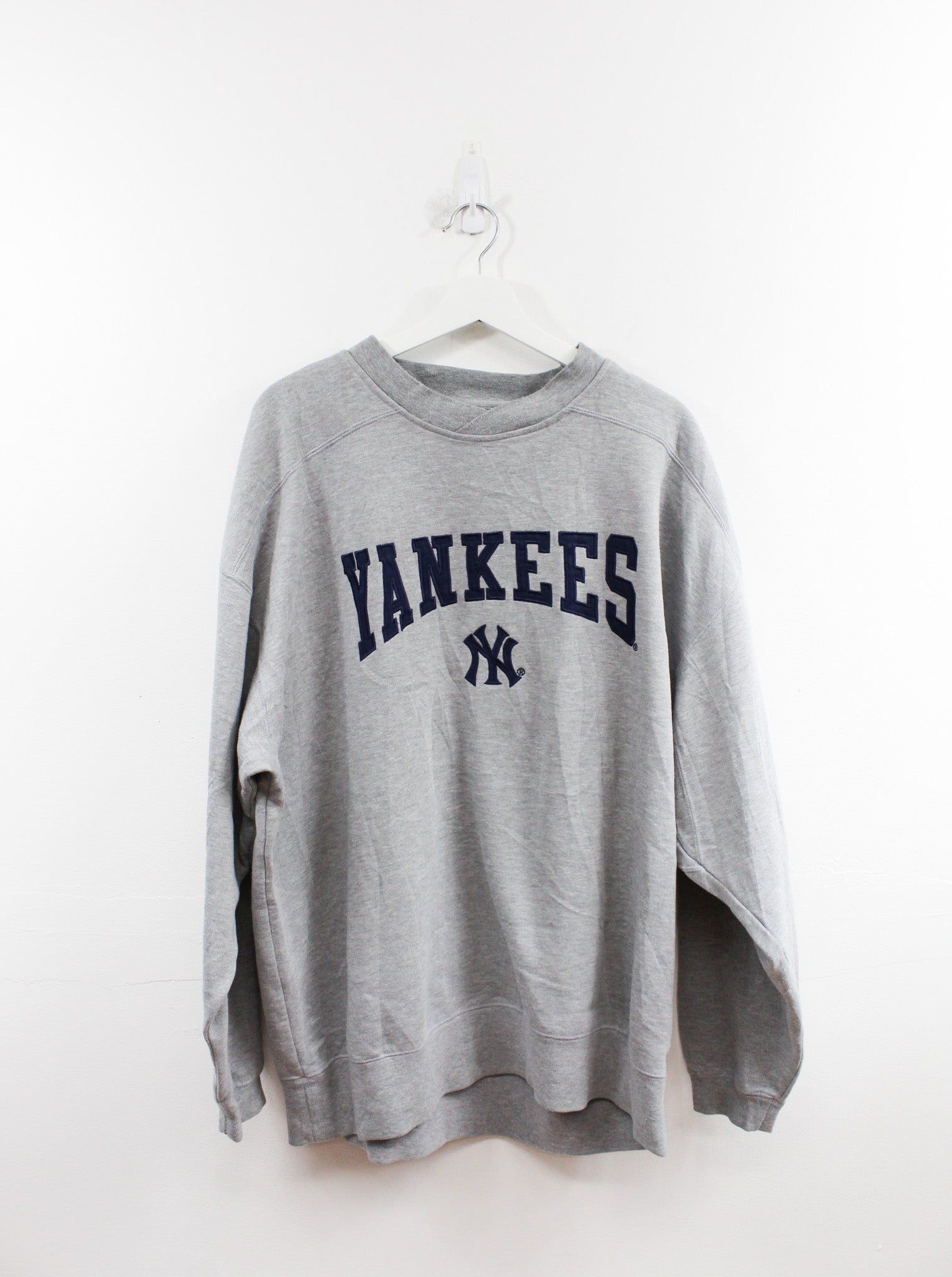 Adidas MLB New York Yankees Embroidered Logo Crewneck sold by HG Vintage