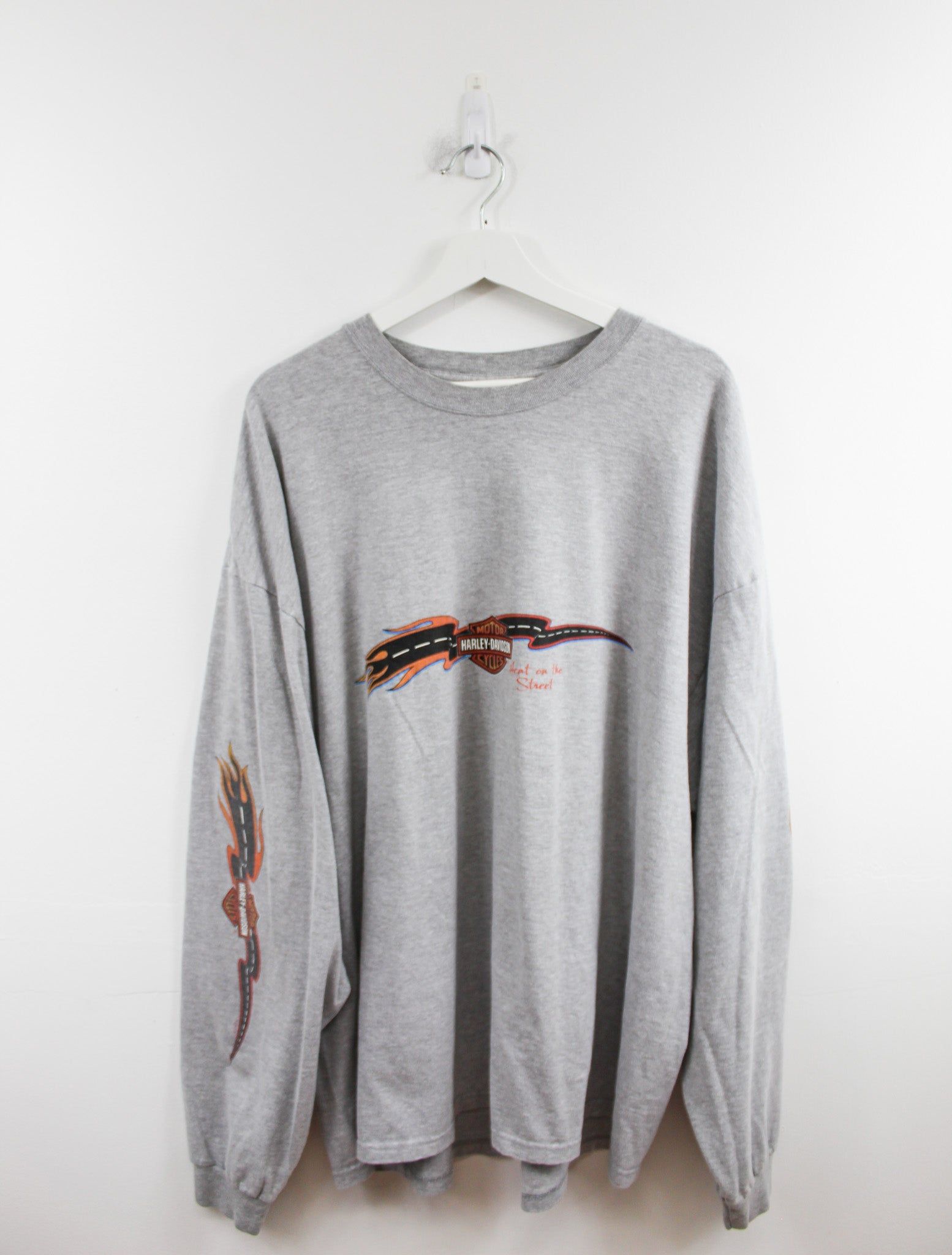 Harley Davidson Monty's Bike Shop Long-sleeved Tee sold by HG Vintage