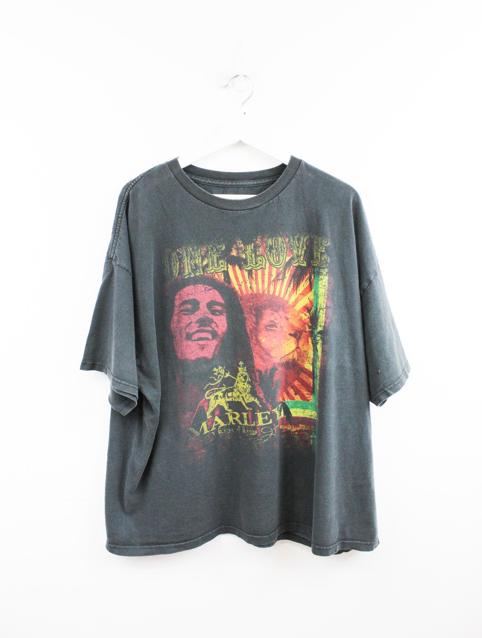 Bob Marley Lion & Picture Tee sold by HG Vintage