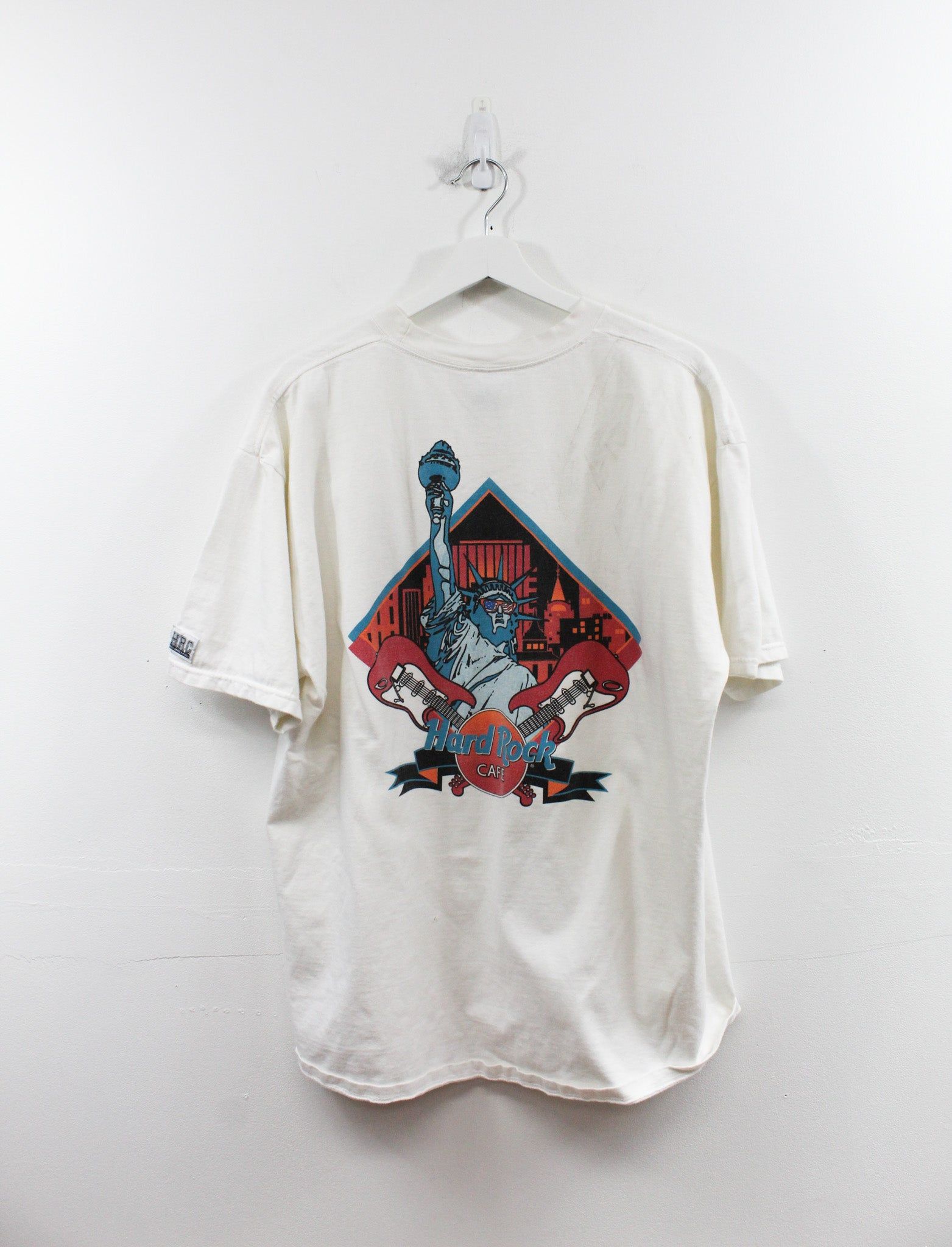 Vintage Hard Rock Cafe New York Tee sold by HG Vintage product image thumbnail 3