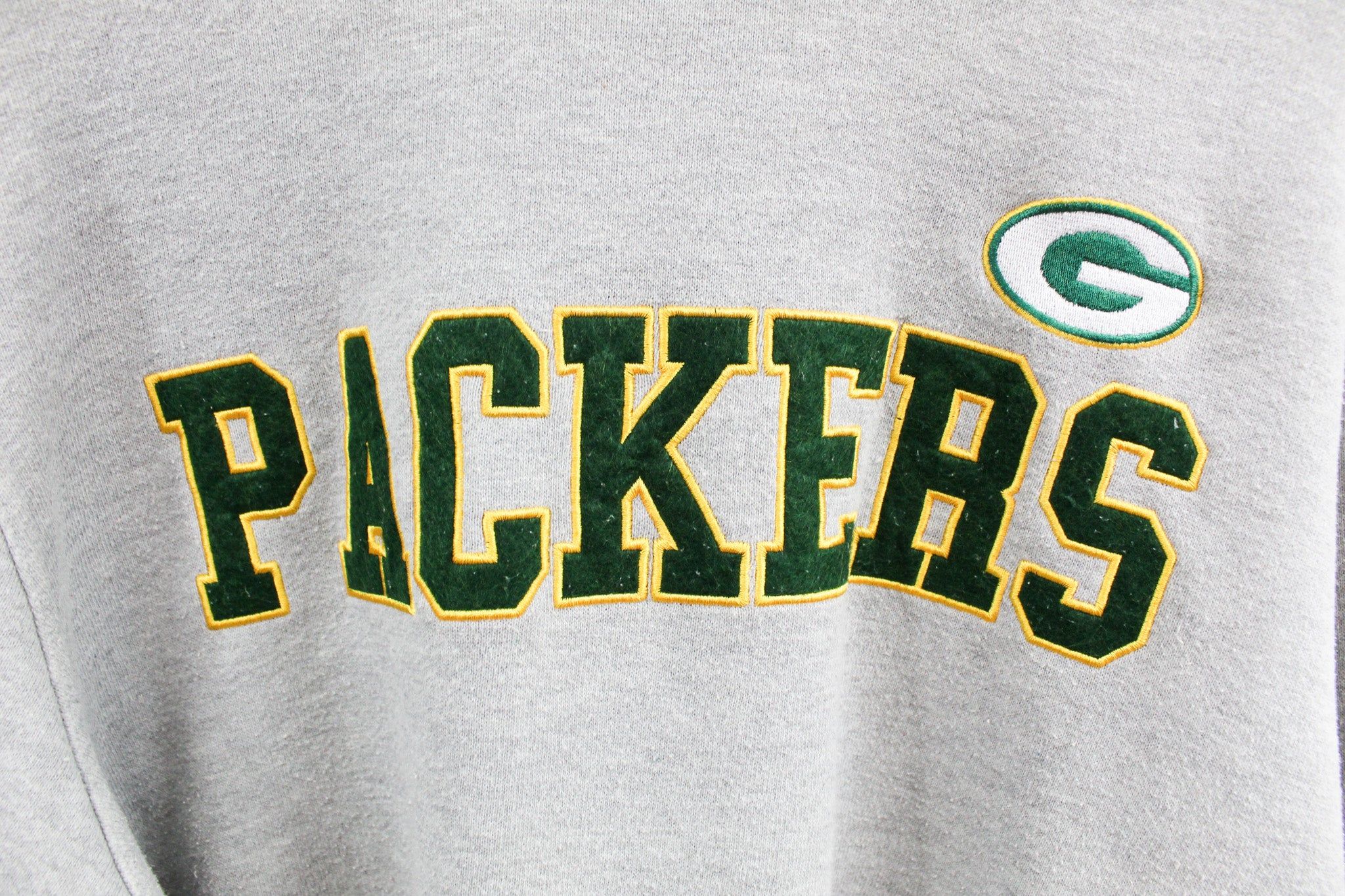 NFL Green Bay Packers Felt Embroidered Logo Crewneck sold by HG Vintage product image thumbnail 2