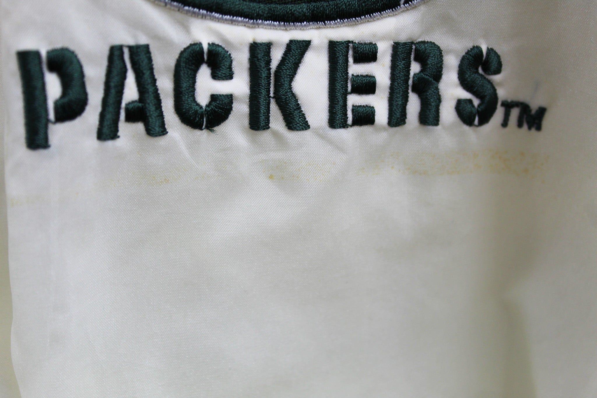 CC - Vintage NFL Pro Player Green Bay Packers Nylon Windbreaker sold by HG Vintage product image thumbnail 3