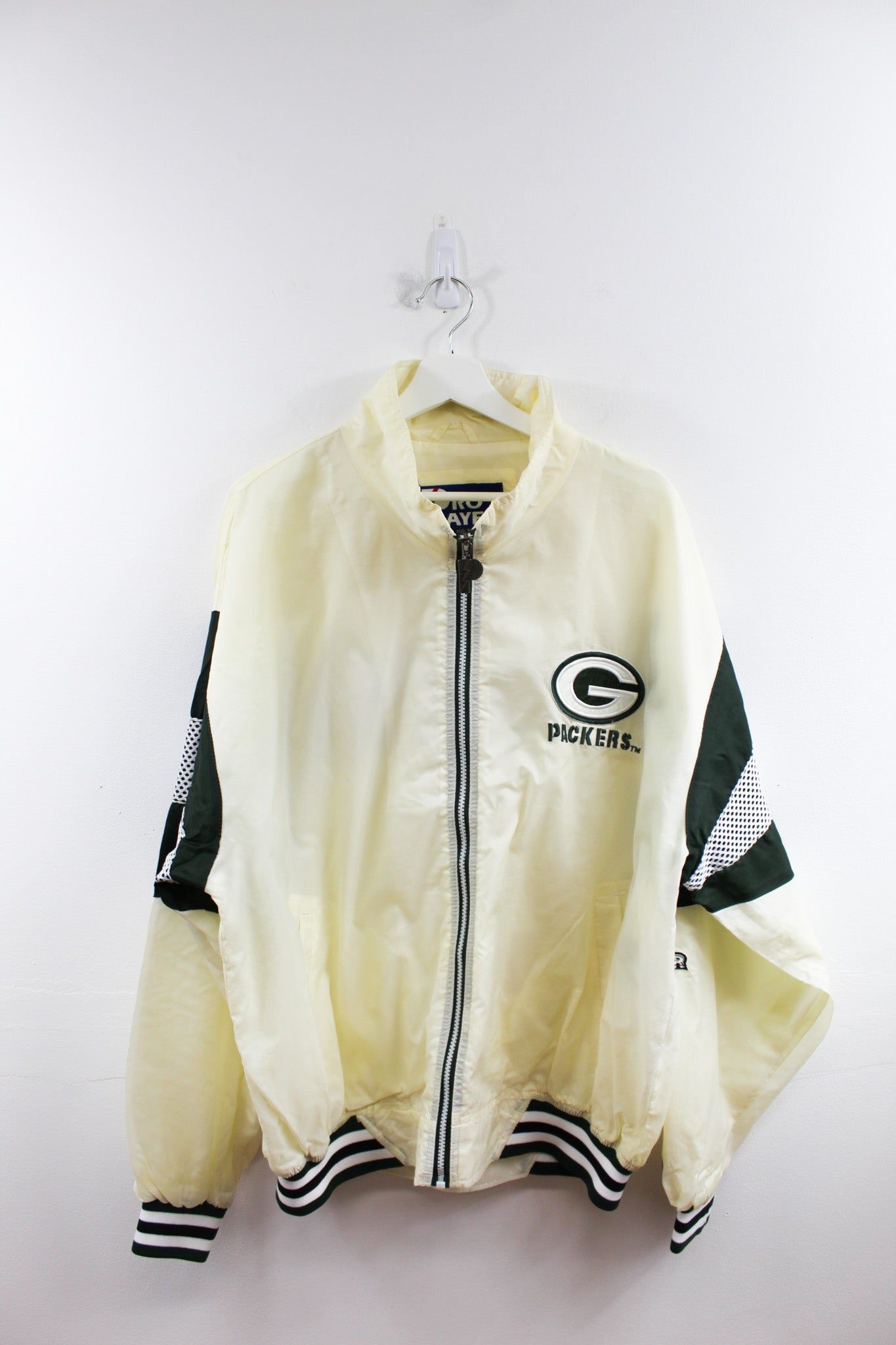 CC - Vintage NFL Pro Player Green Bay Packers Nylon Windbreaker sold by HG Vintage