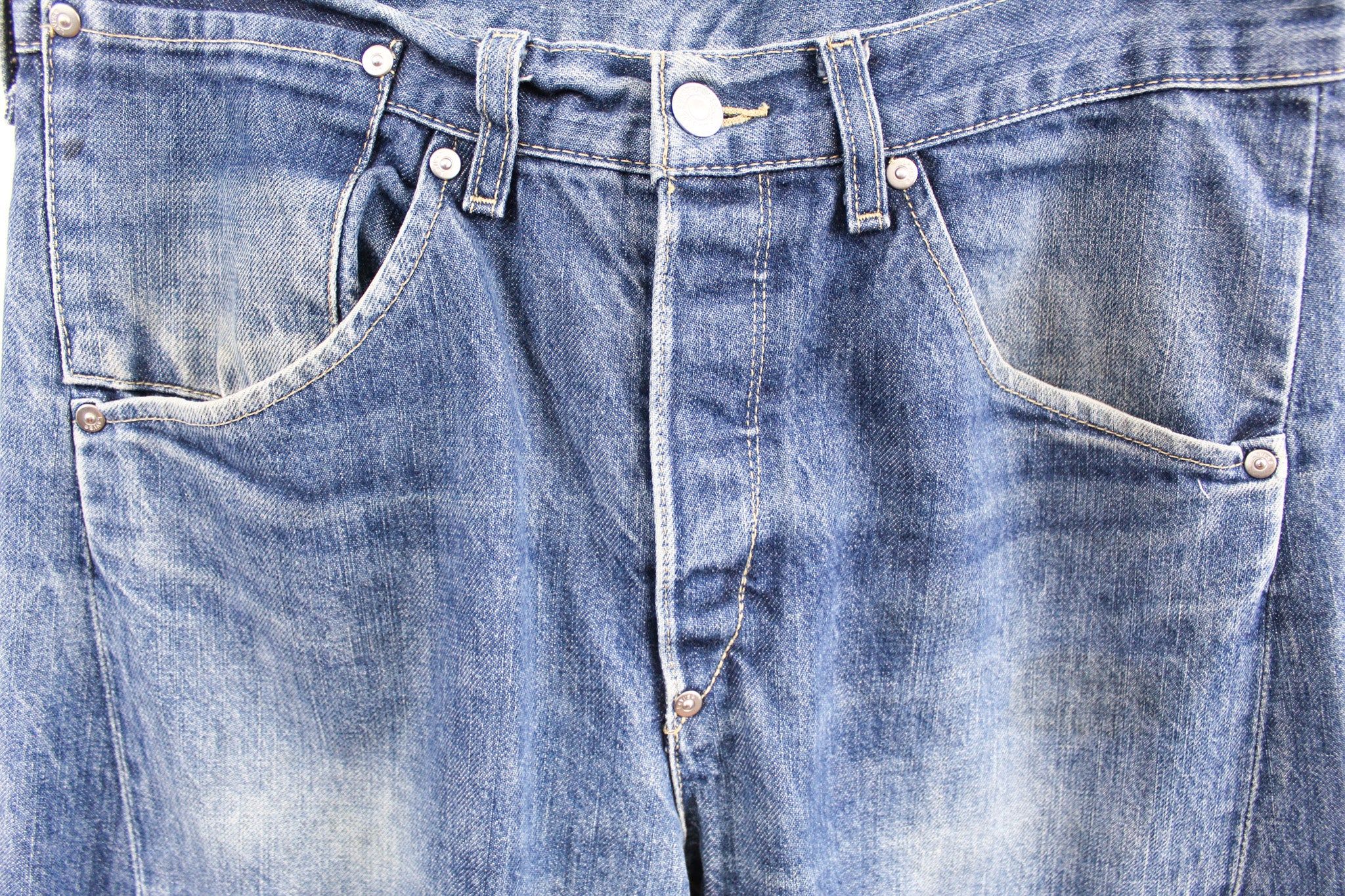 Levi's 1999 Made In Belgium Engineered Jeans sold by HG Vintage product image thumbnail 3