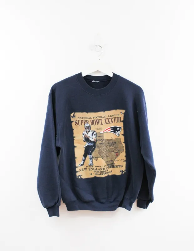 NFL New England Patriots Super Bowl 37 Tom Brady Picture Crewneck sold by HG Vintage