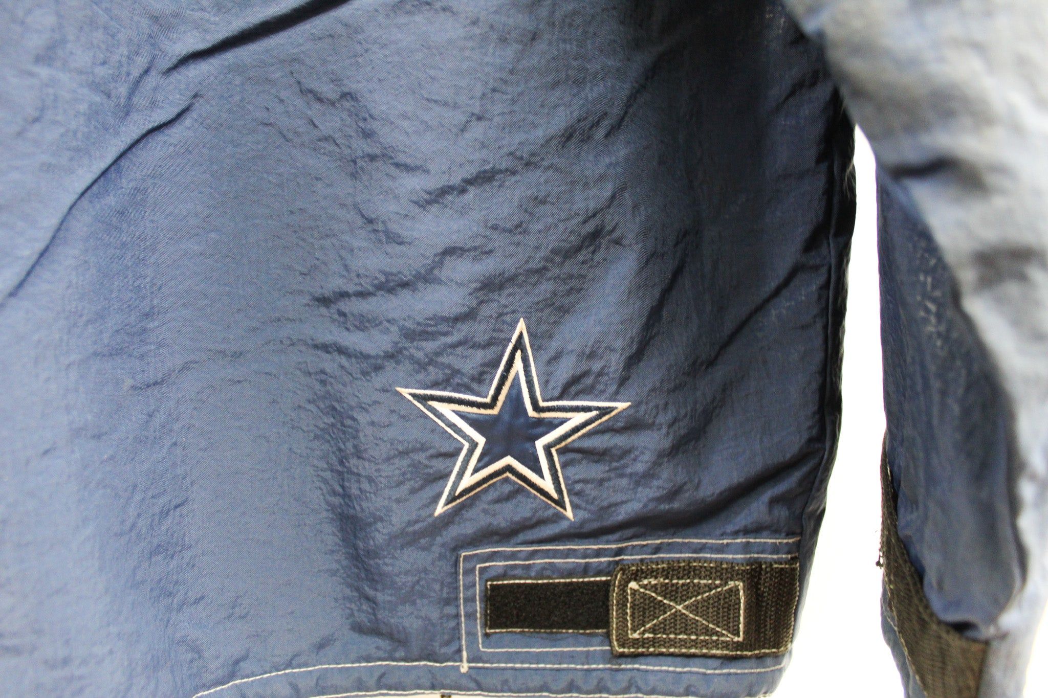 Vintage Champion NFL Dallas Cowboys Winter Jacket sold by HG Vintage product image thumbnail 5