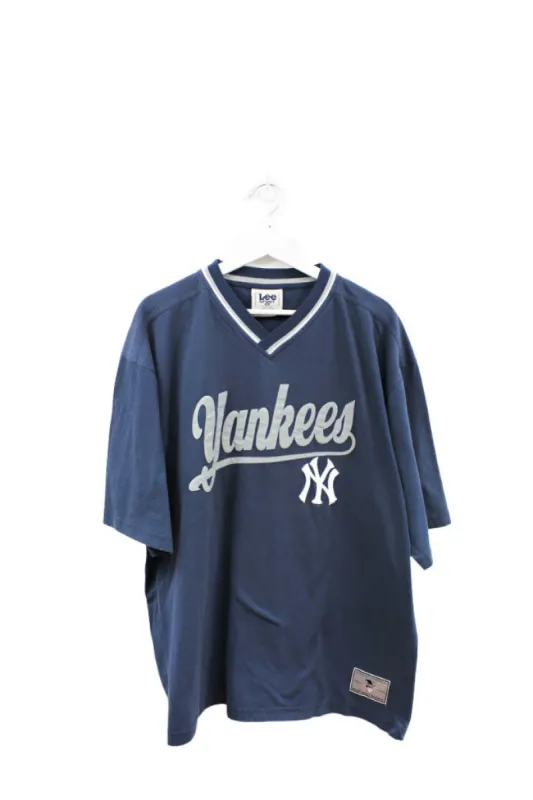 Z - Vintage MLB New York Yankees Embroidered Script Tee made by HG Vintage