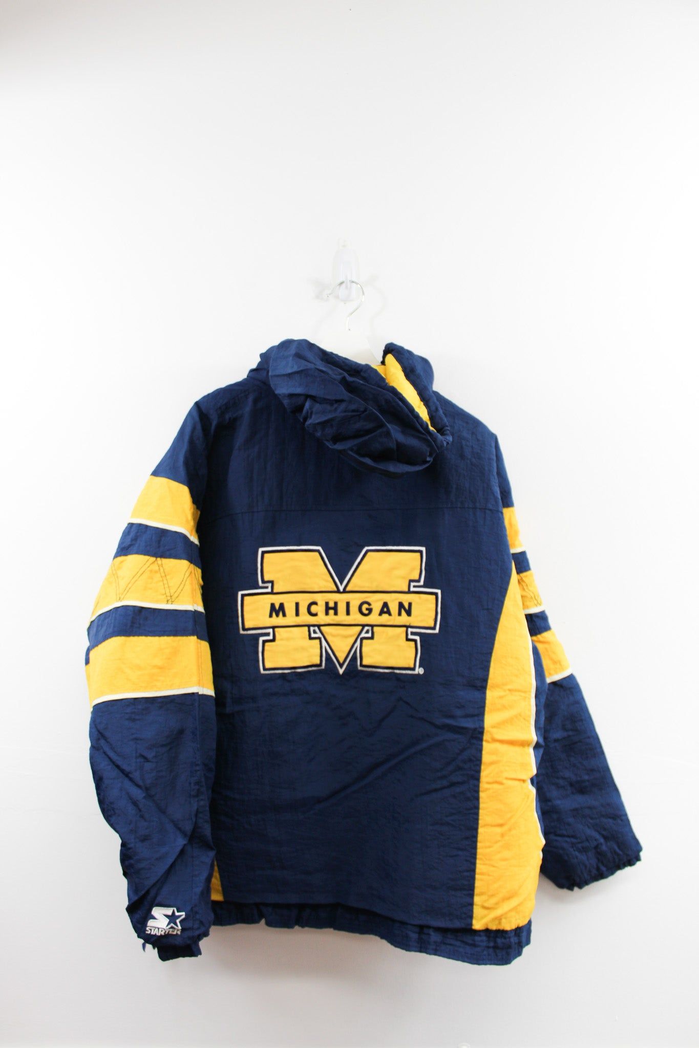 Vintage Starter University Of Michigan Wolverines Anorak Winter Jacket sold by HG Vintage product image thumbnail 3