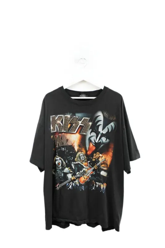 Z-  Vintage Bootleg Kiss Graphic Tee sold by HG Vintage