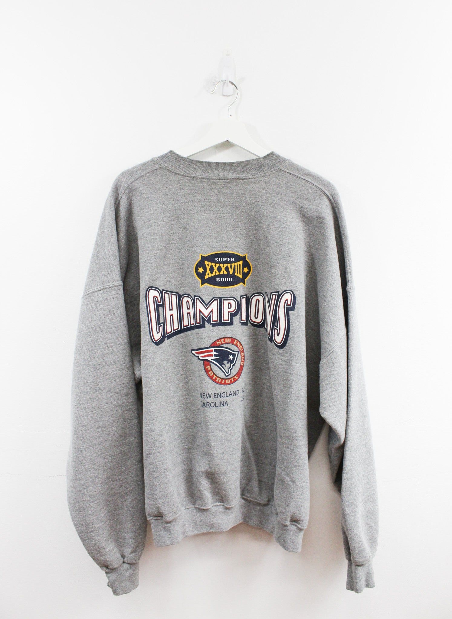 Vintage 03' NFL Patriots Super Bowl 38 Champ Crewneck sold by HG Vintage product image thumbnail 3