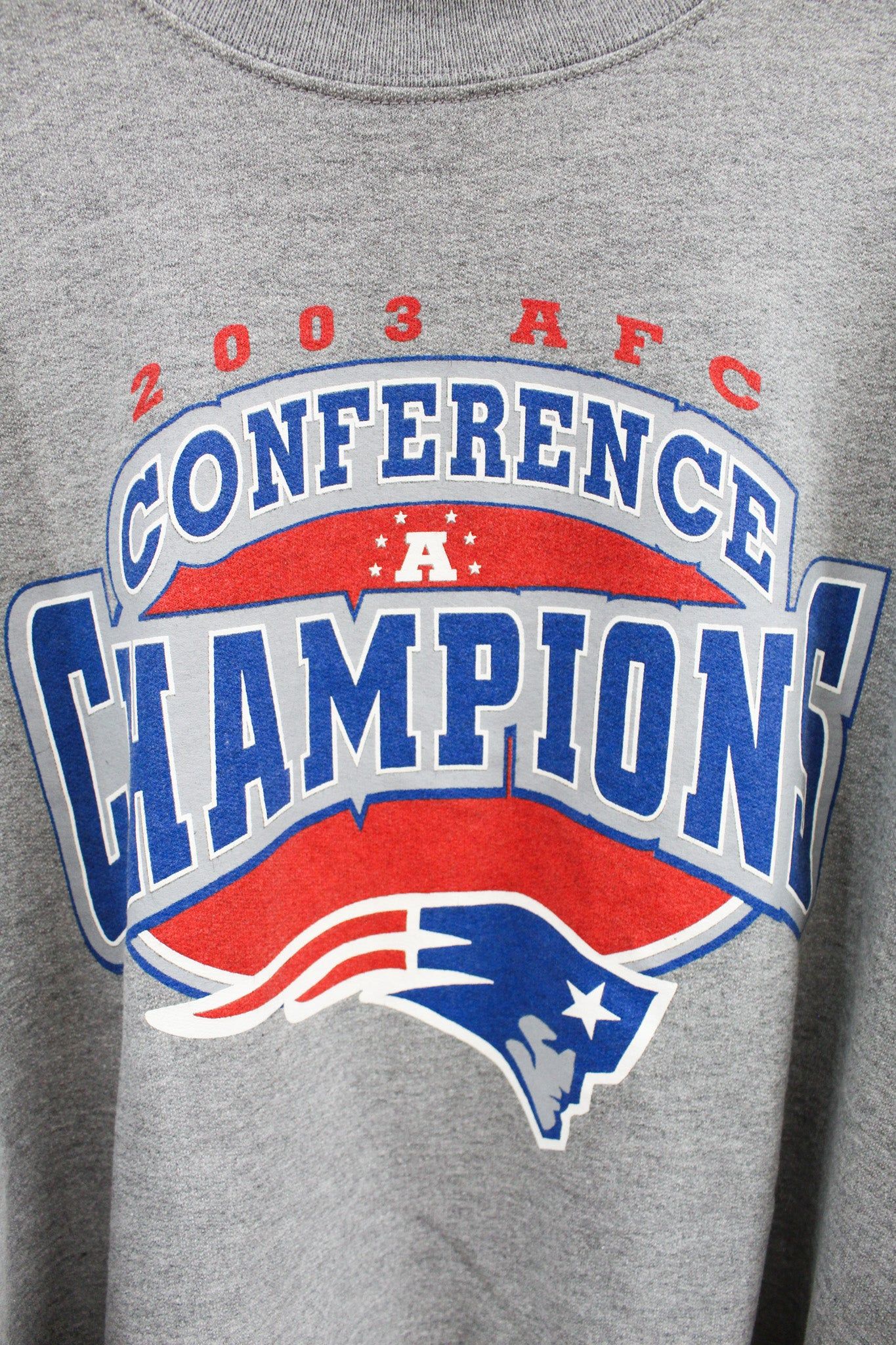 Vintage 03' NFL Patriots Super Bowl 38 Champ Crewneck sold by HG Vintage product image thumbnail 2