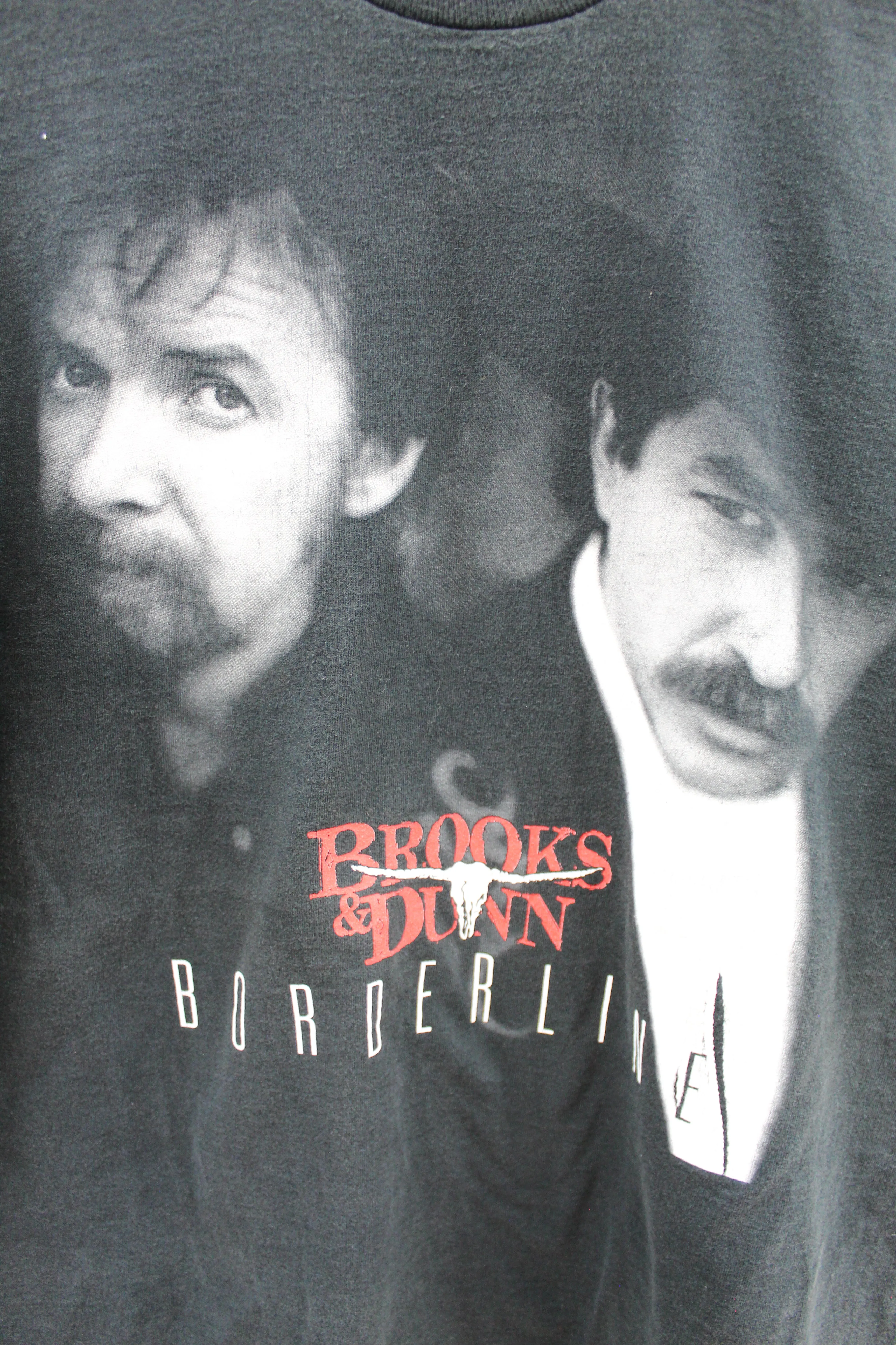 X - Vintage Single Stitch Brooks & Dunn Borderline Fruit Of The Loom Tee sold by HG Vintage product image thumbnail 2