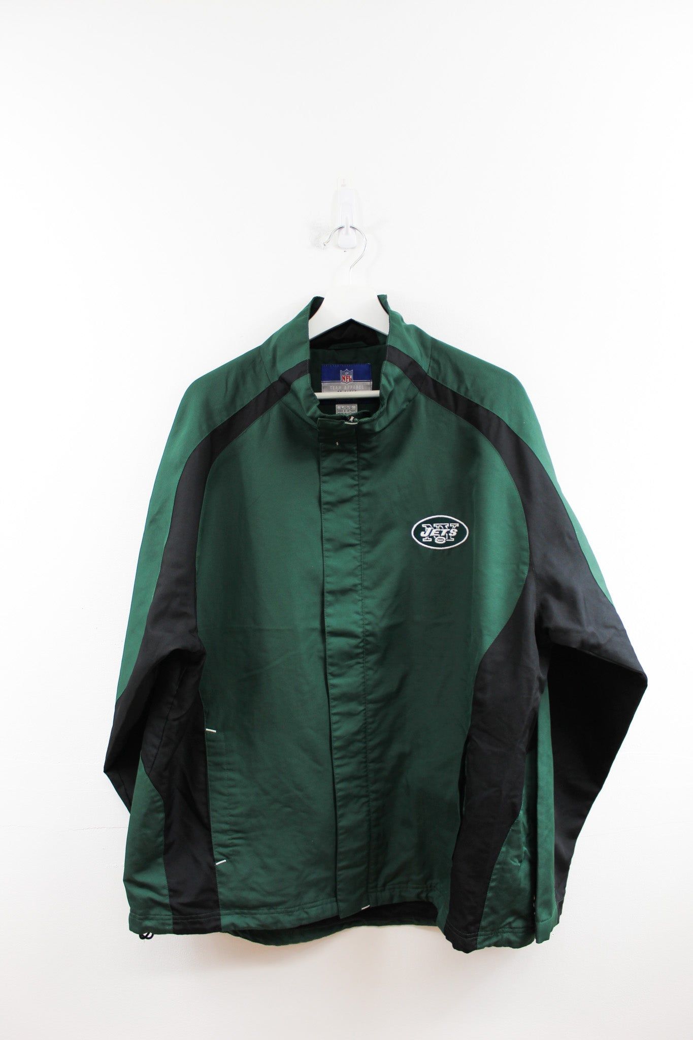 CC - Vintage NFL Reebok New York Jets Nylon Windbreaker sold by HG Vintage