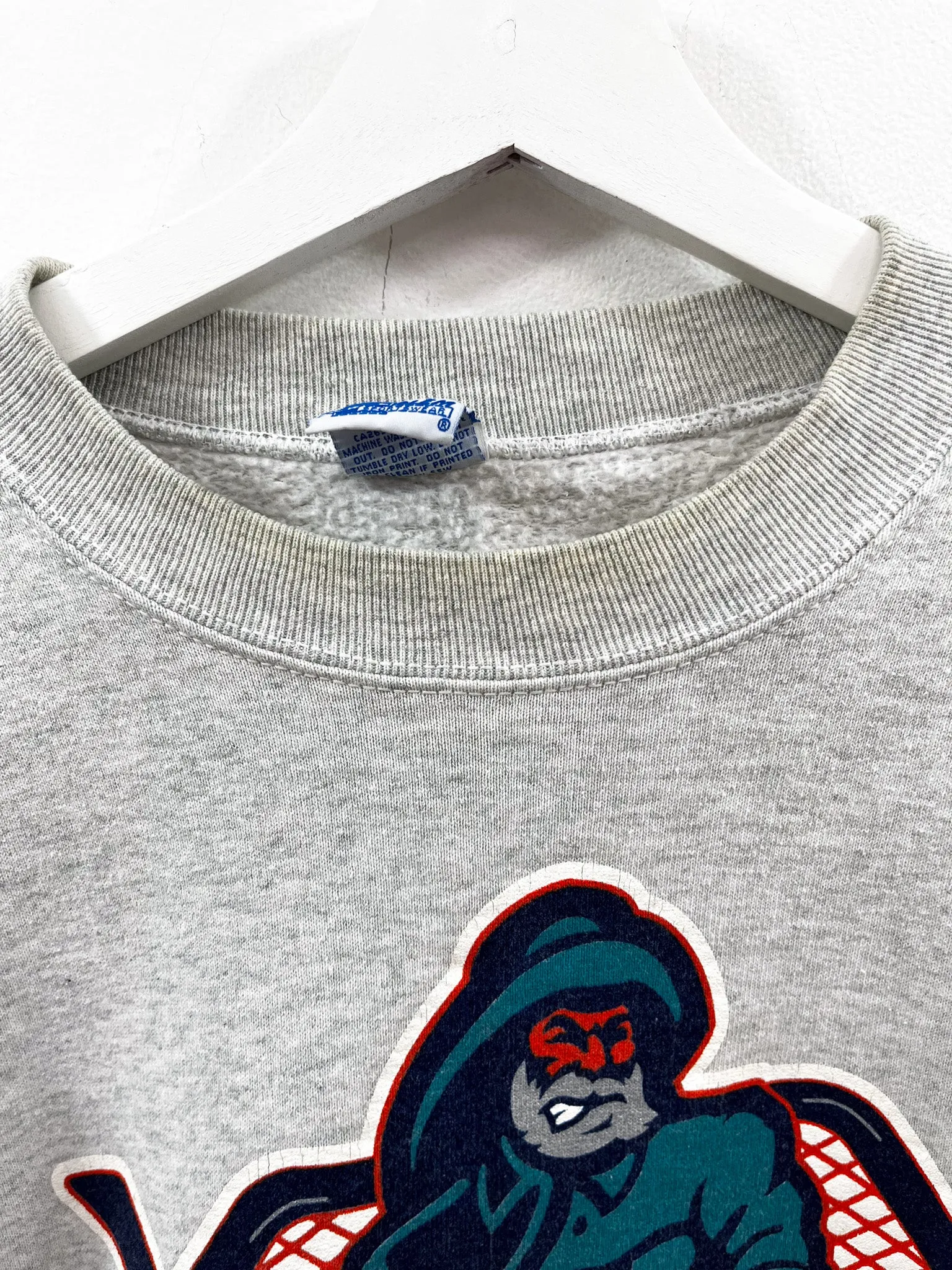 X - Vintage NHL New York Islanders Graphic Crewneck sold by HG Vintage product image thumbnail 3