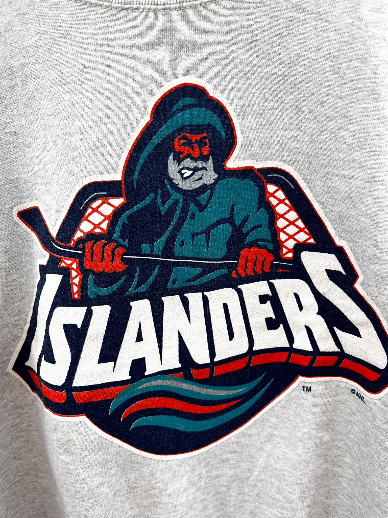 X - Vintage NHL New York Islanders Graphic Crewneck sold by HG Vintage product image thumbnail 2