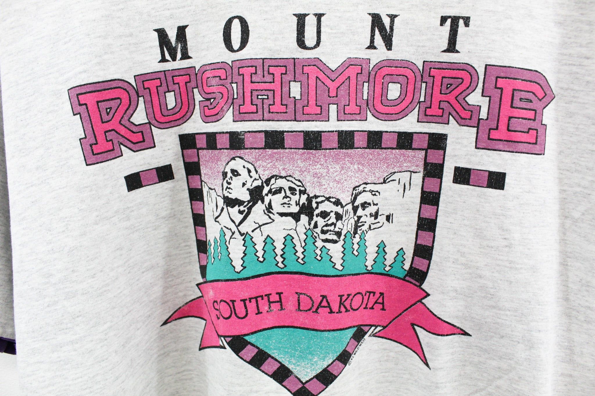 Vintage 1992 Mount Rushmore Tee sold by HG Vintage product image thumbnail 2