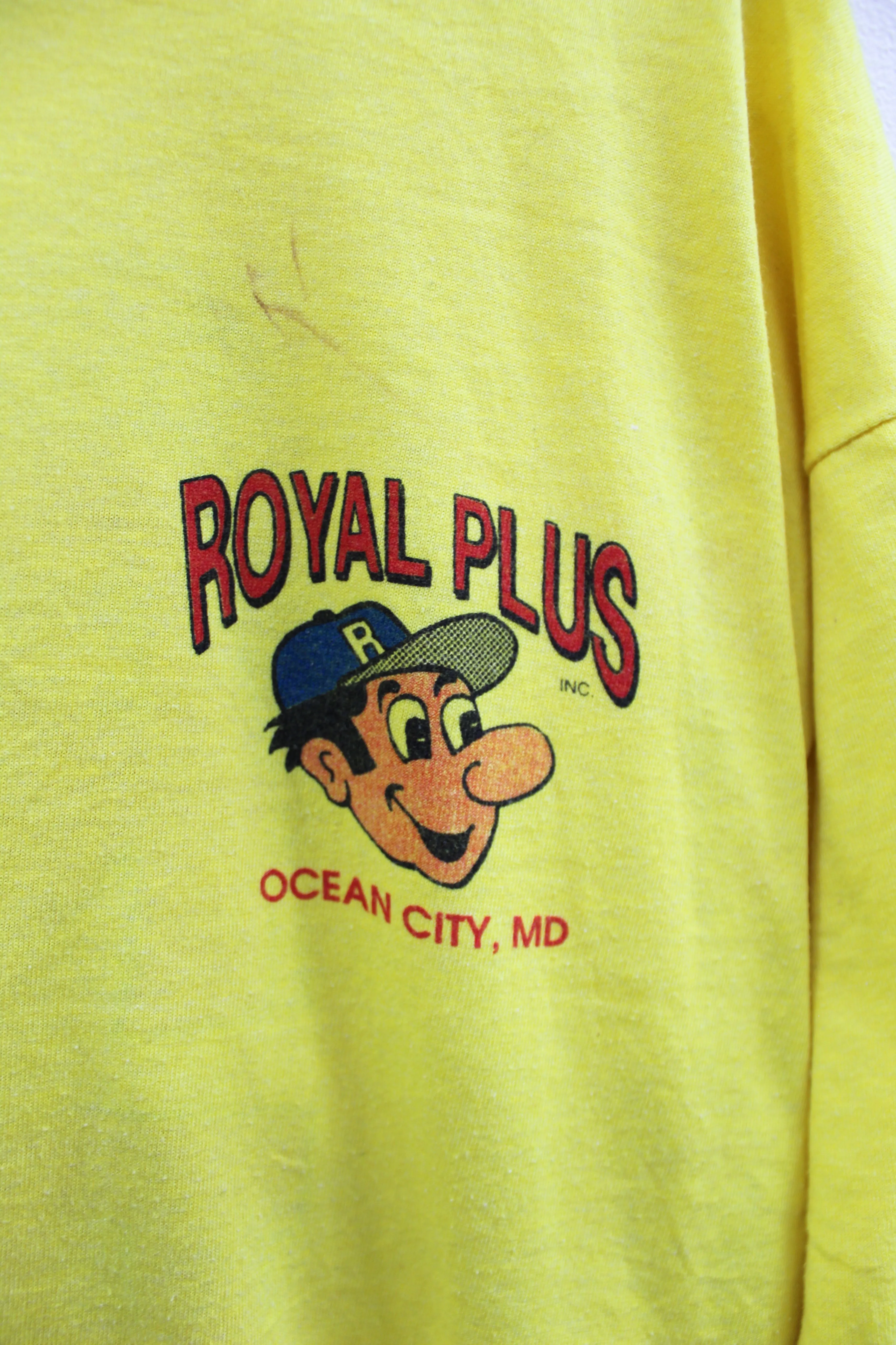 Z - Vintage Single Stitch Royal Plus Repair Men Graphic Fruit Of The Loom Tag Tee sold by HG Vintage product image thumbnail 2