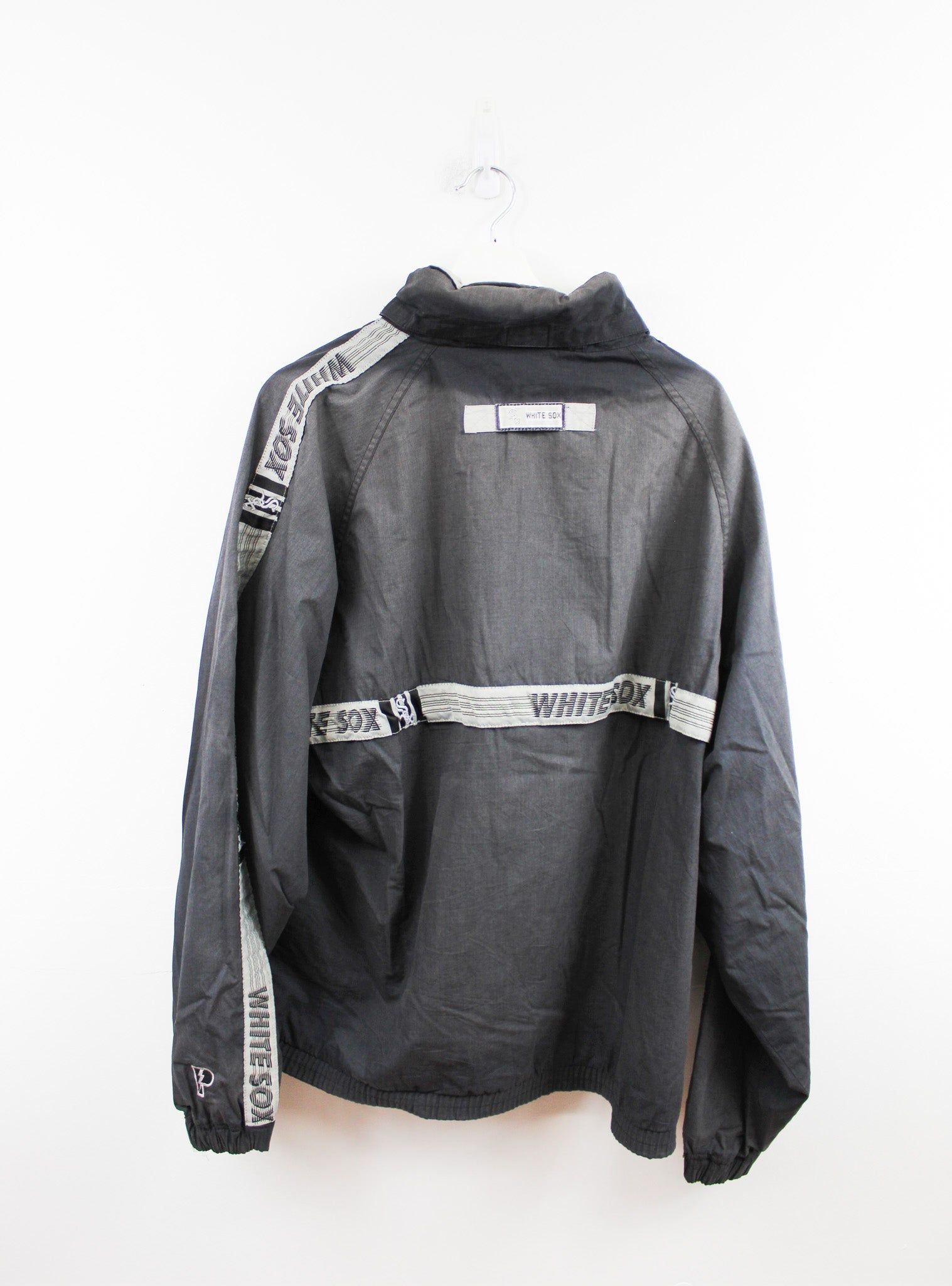 MLB Chicago White Sock Hooded Windbreaker sold by HG Vintage product image thumbnail 4