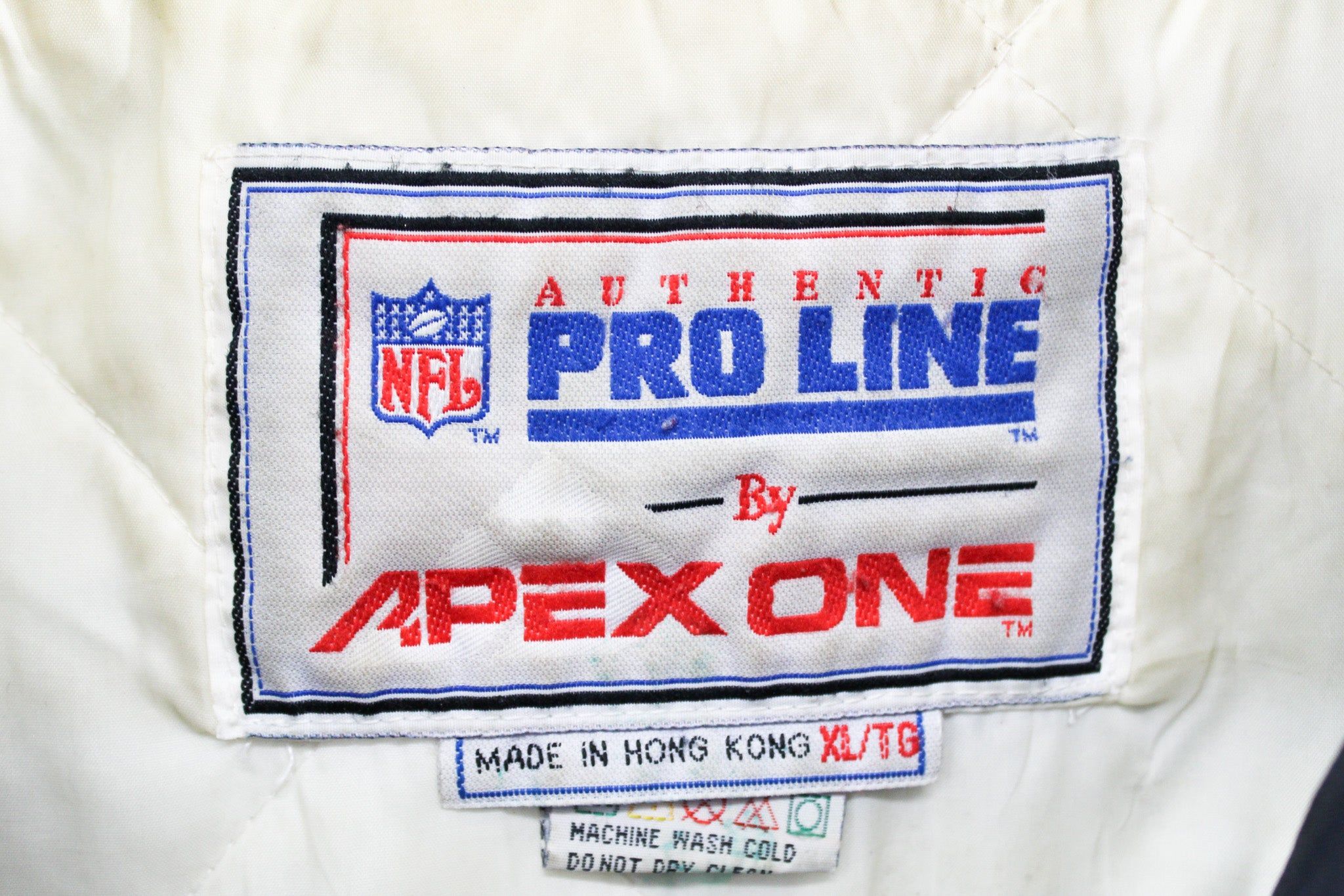 Vintage Apex One NFL New England Patriots Winter Jacket sold by HG Vintage product image thumbnail 5