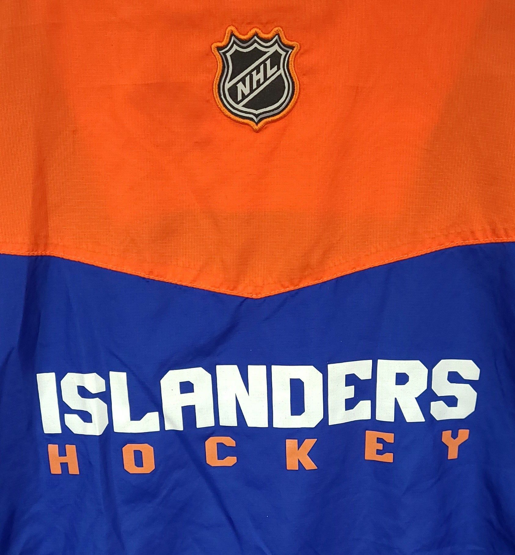 New York Islanders Kintetic Fit Reebok Windbreaker sold by HG Vintage product image thumbnail 3