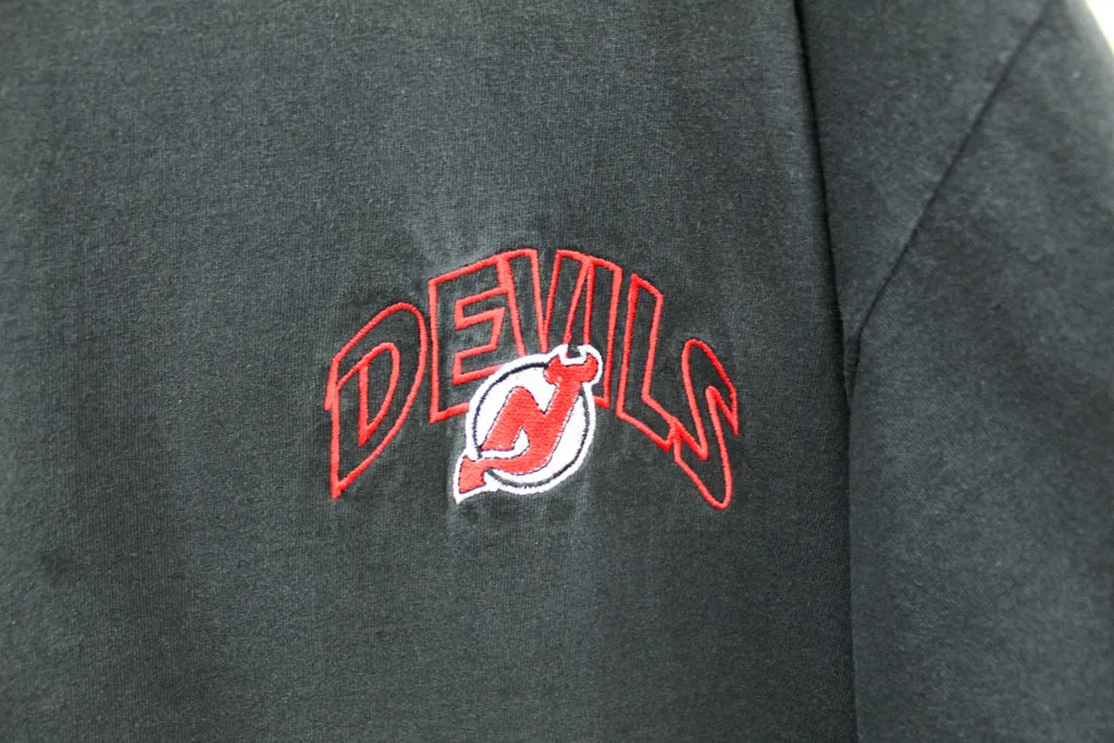 Z - Vintage NHL New Jersey Devils Embroidered Logo Tee sold by HG Vintage product image thumbnail 2