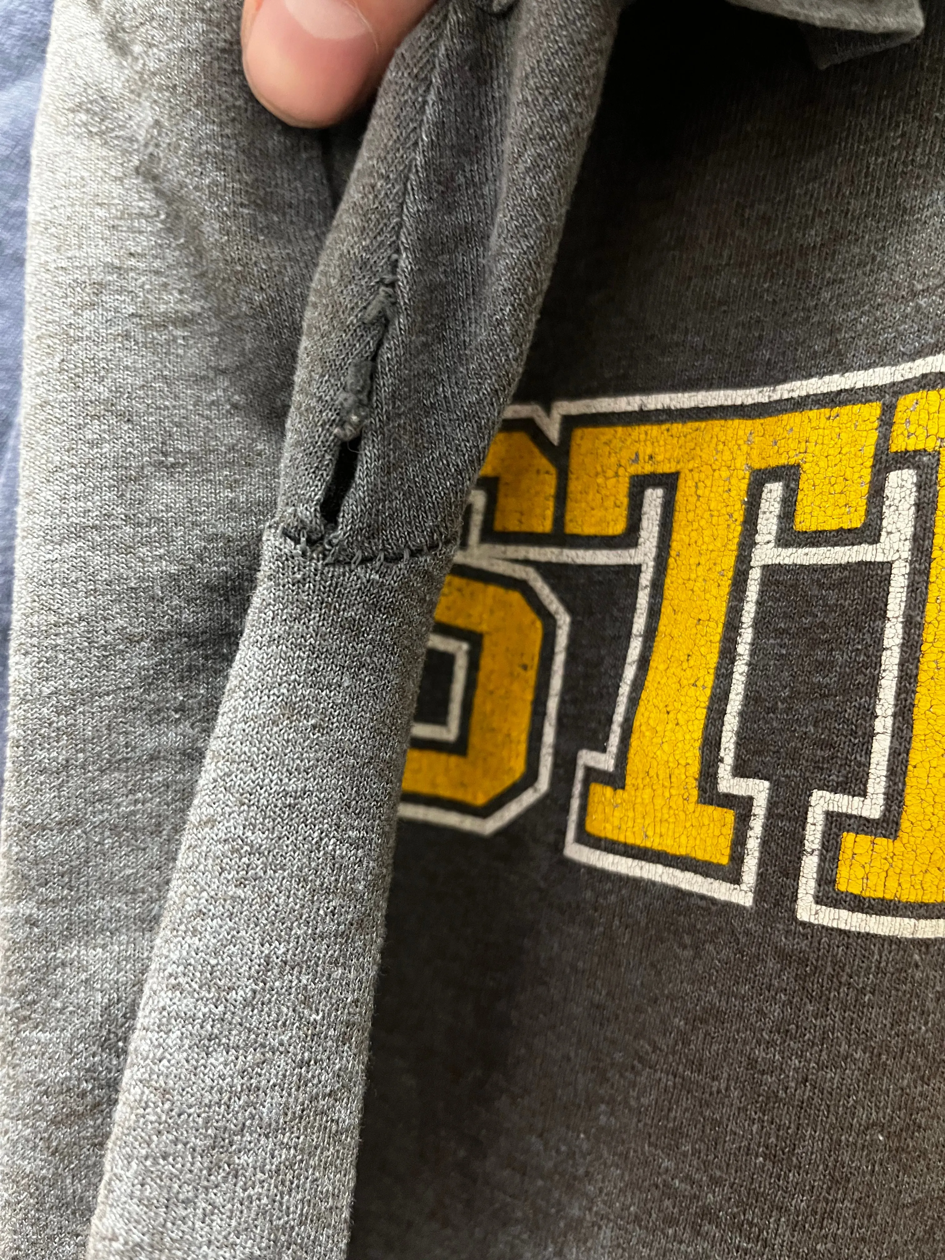 X - Vintage NFL Pittsburgh Steelers Logo Tee sold by HG Vintage product image thumbnail 3