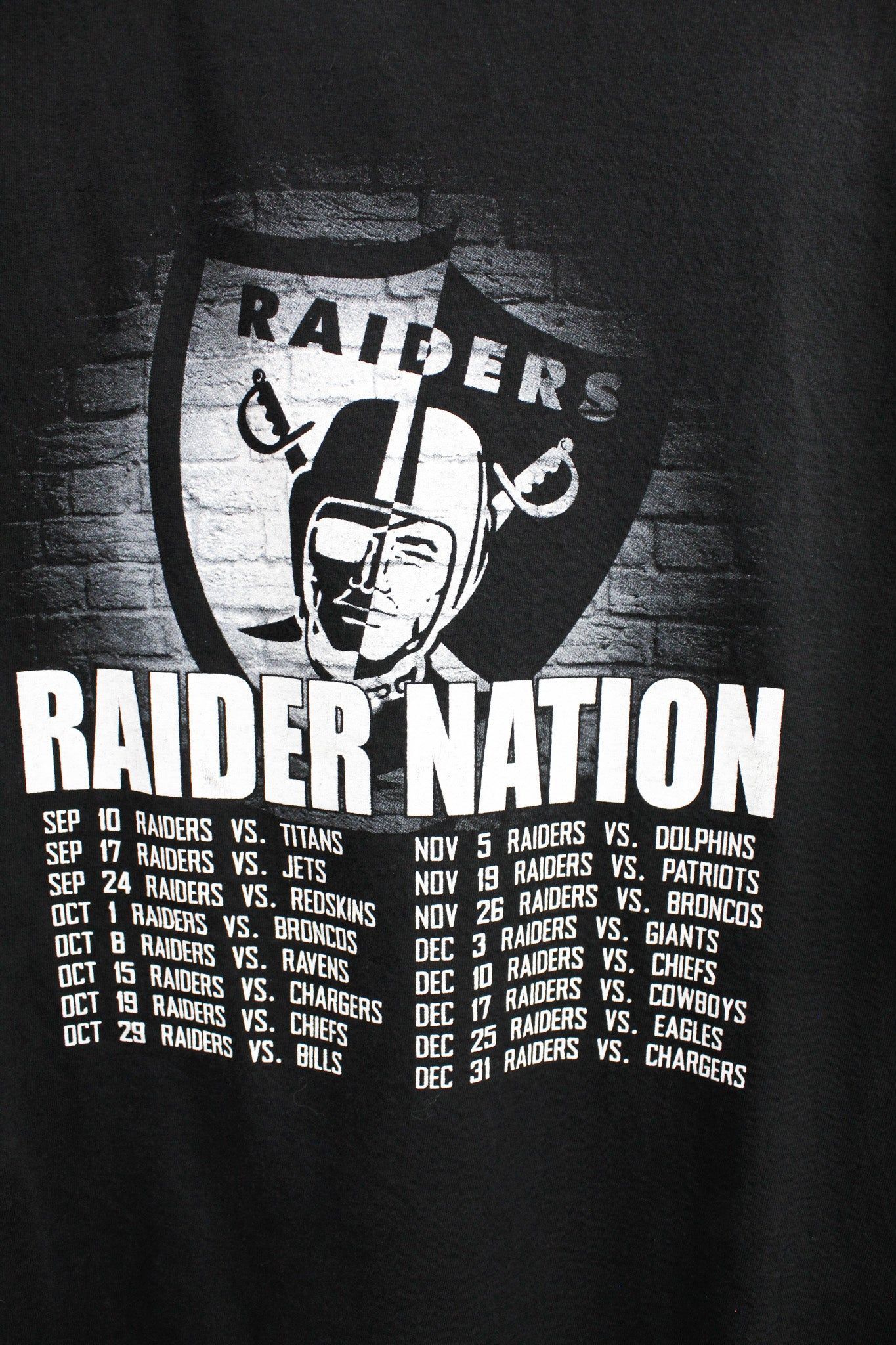 NFL Oakland Raiders Team Picture Tee sold by HG Vintage product image thumbnail 4