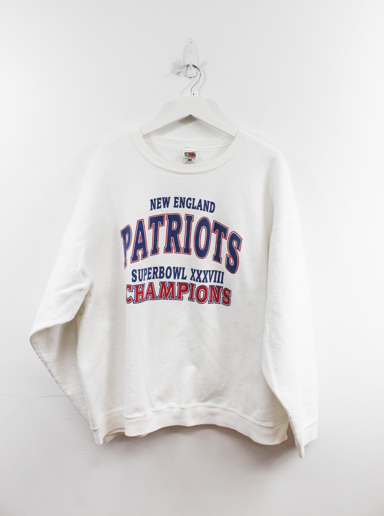 Vintage NFL 04' Patriots Super Bowl 38 Champ Crewneck sold by HG Vintage