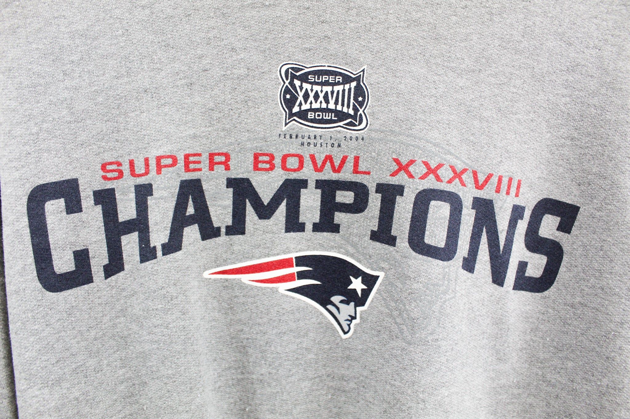 Vintage 04' NFL Patriots Superbowl 38 Champ Crewneck sold by HG Vintage product image thumbnail 2